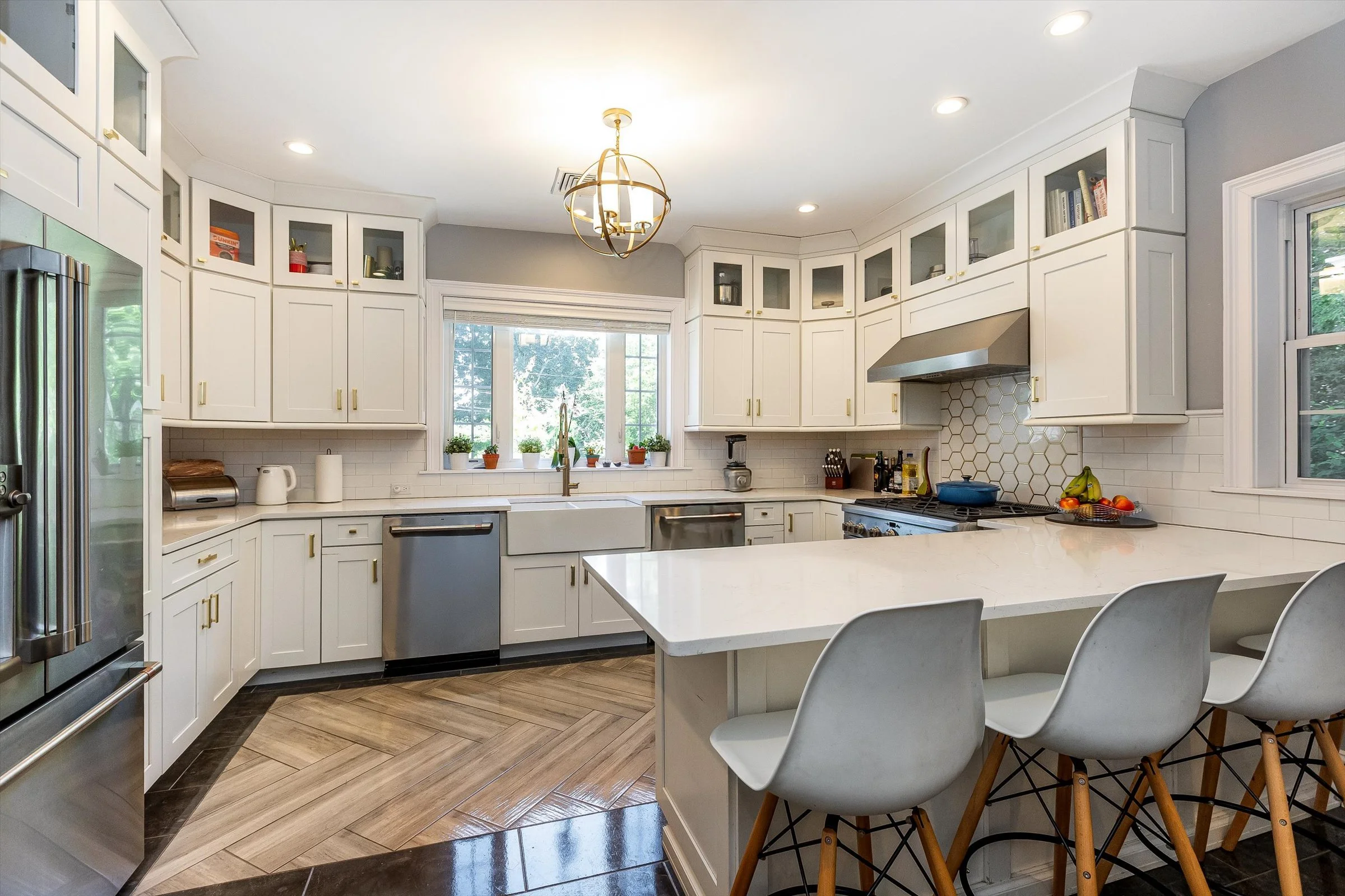 21-Kitchen.jpg