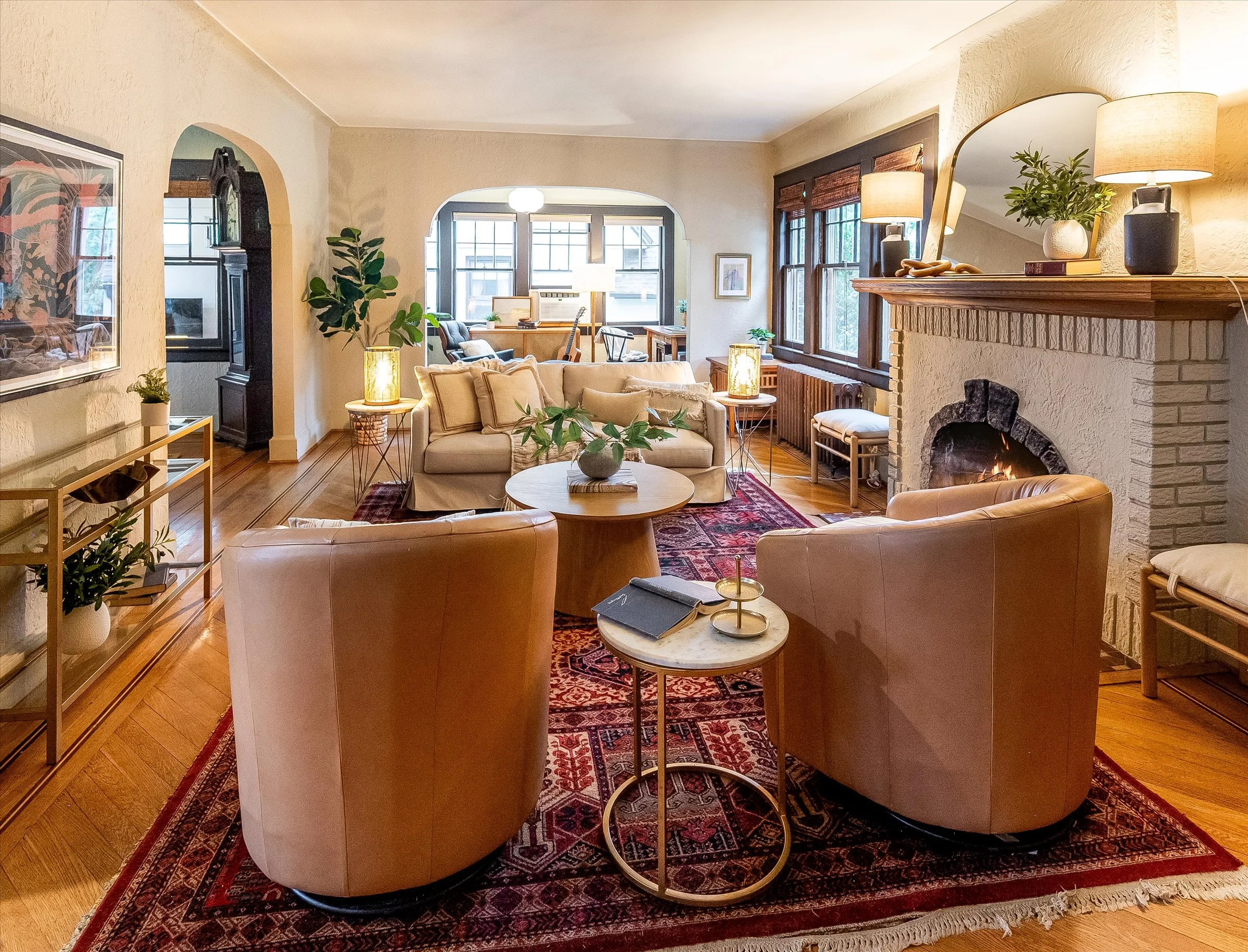 60-Living Rm 1.jpg