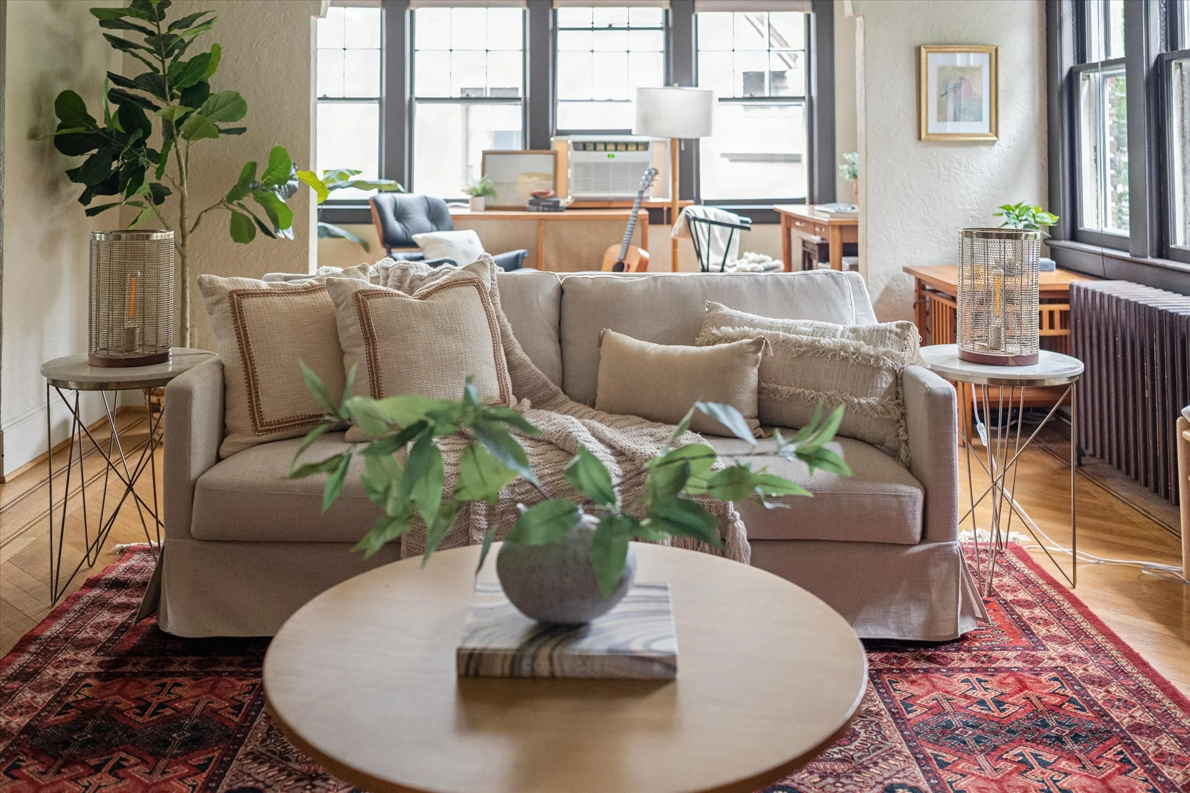 25-LS Living Rm 4.jpg