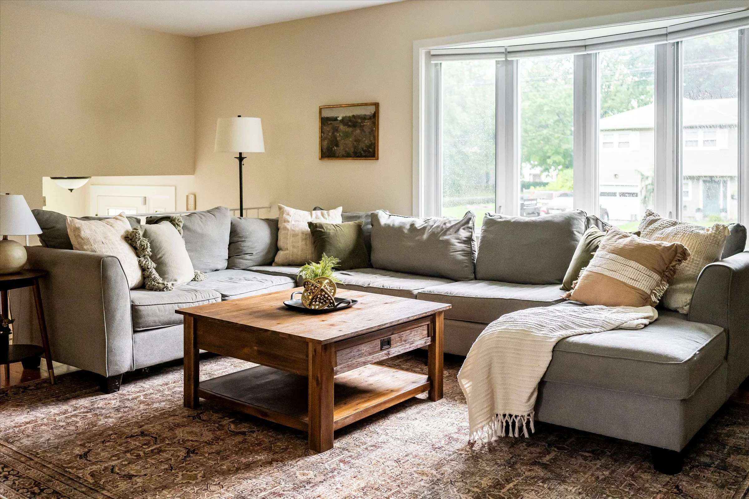 13-LS Living Rm.jpg