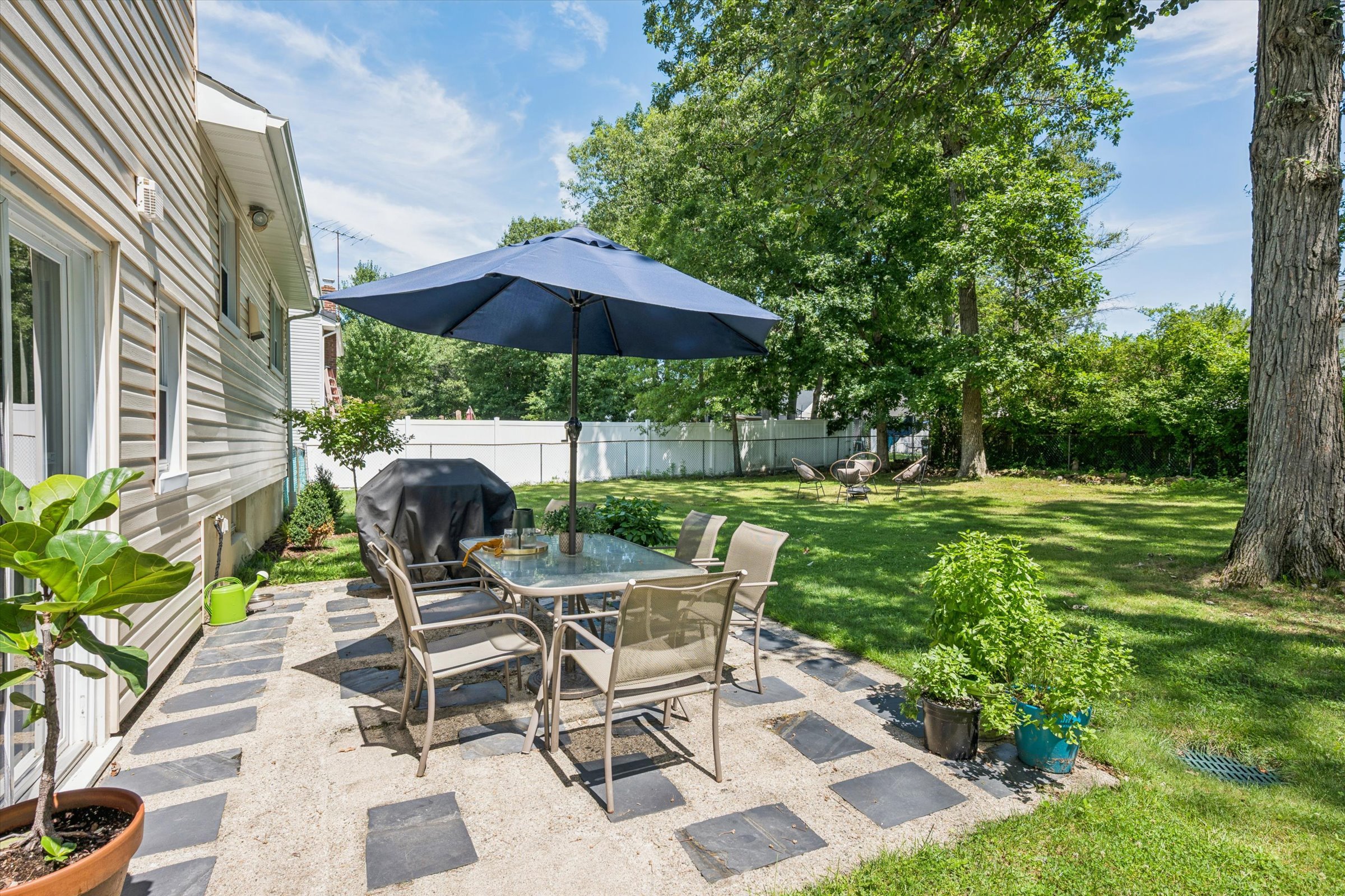 55-Patio 1.jpg