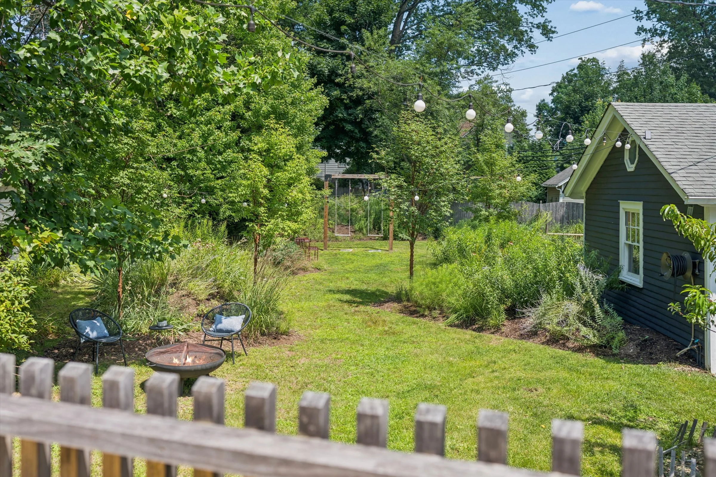 18-LS Yard.jpg