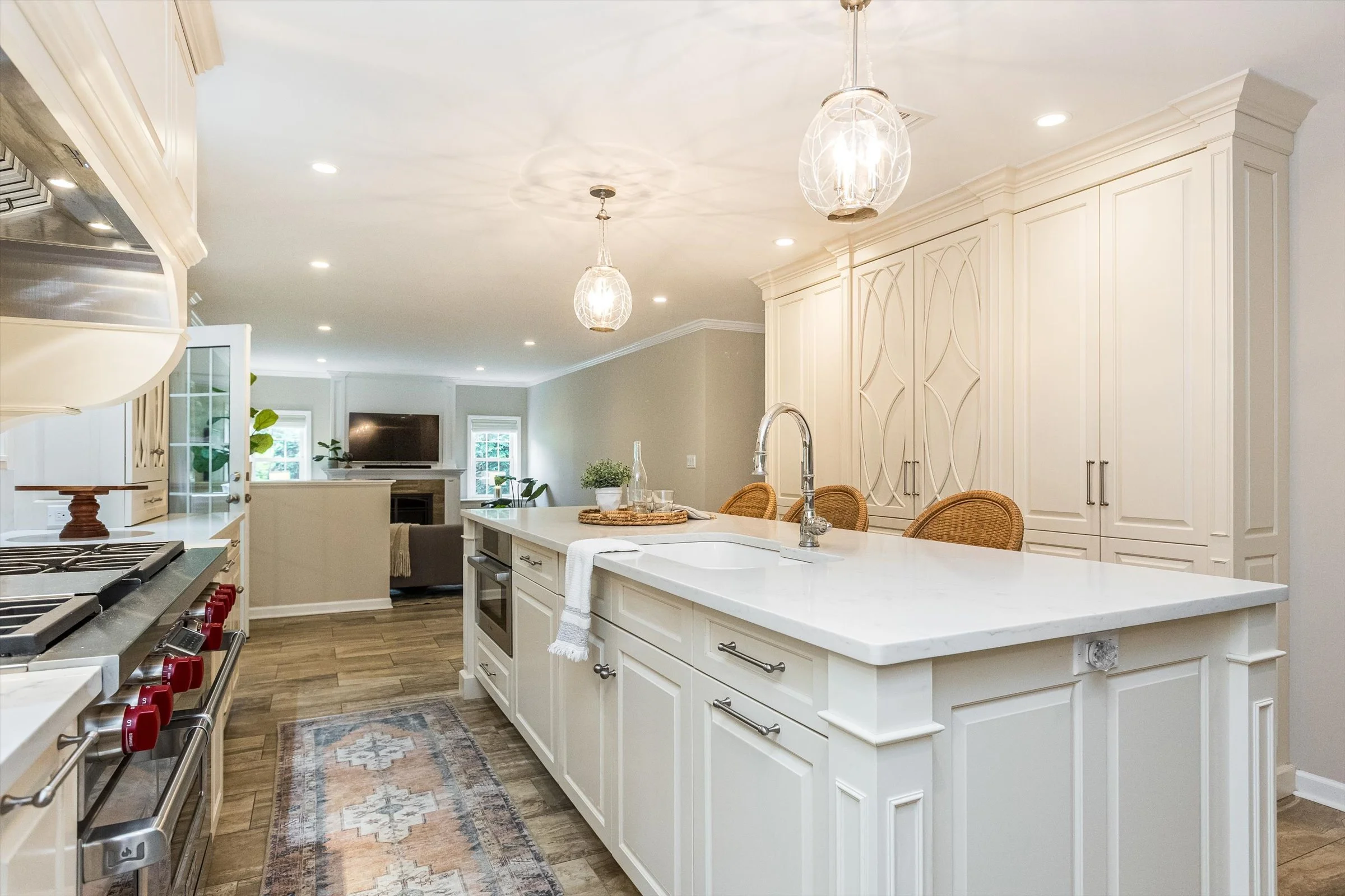 24-Kitchen.jpg