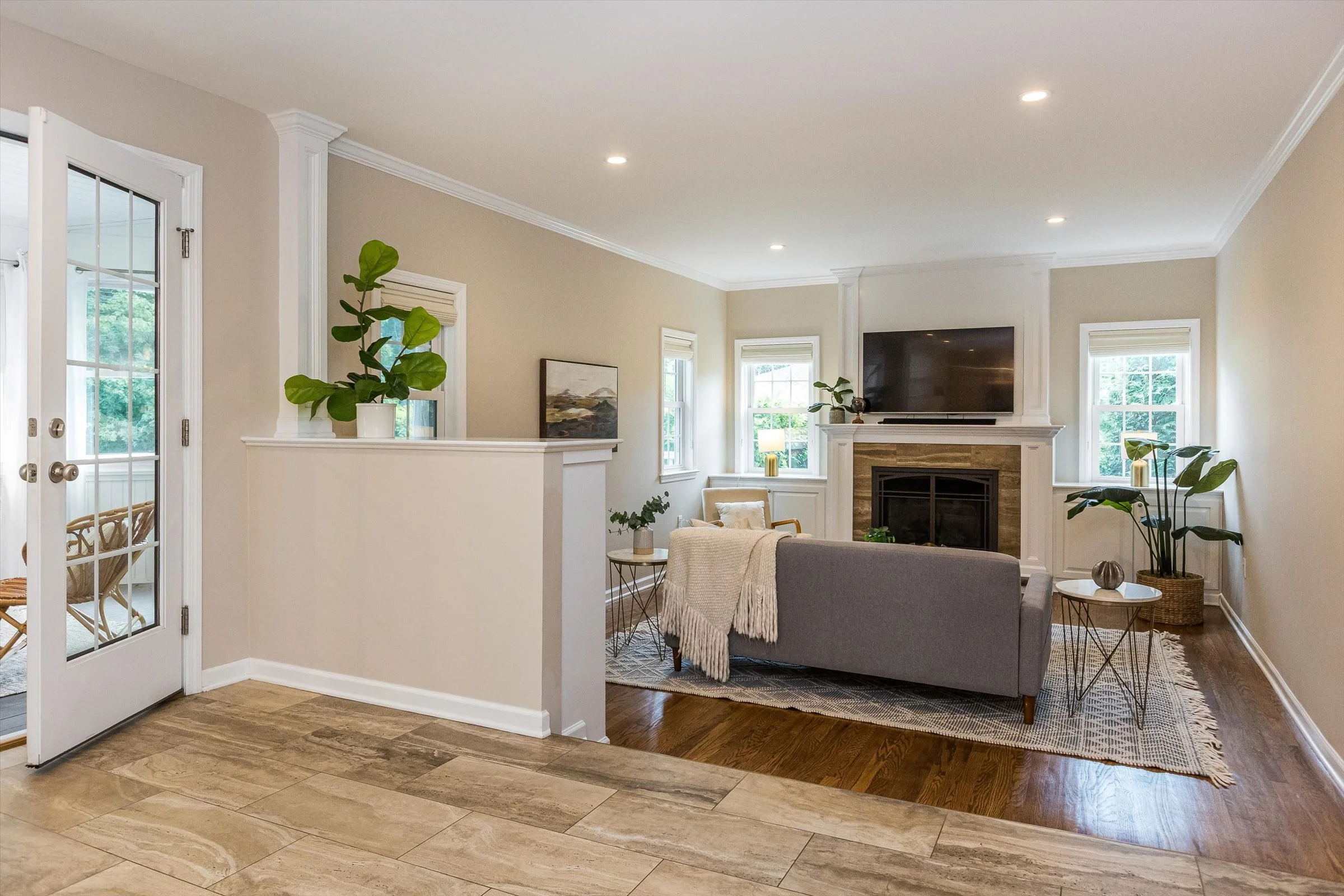 26-Family Room.jpg