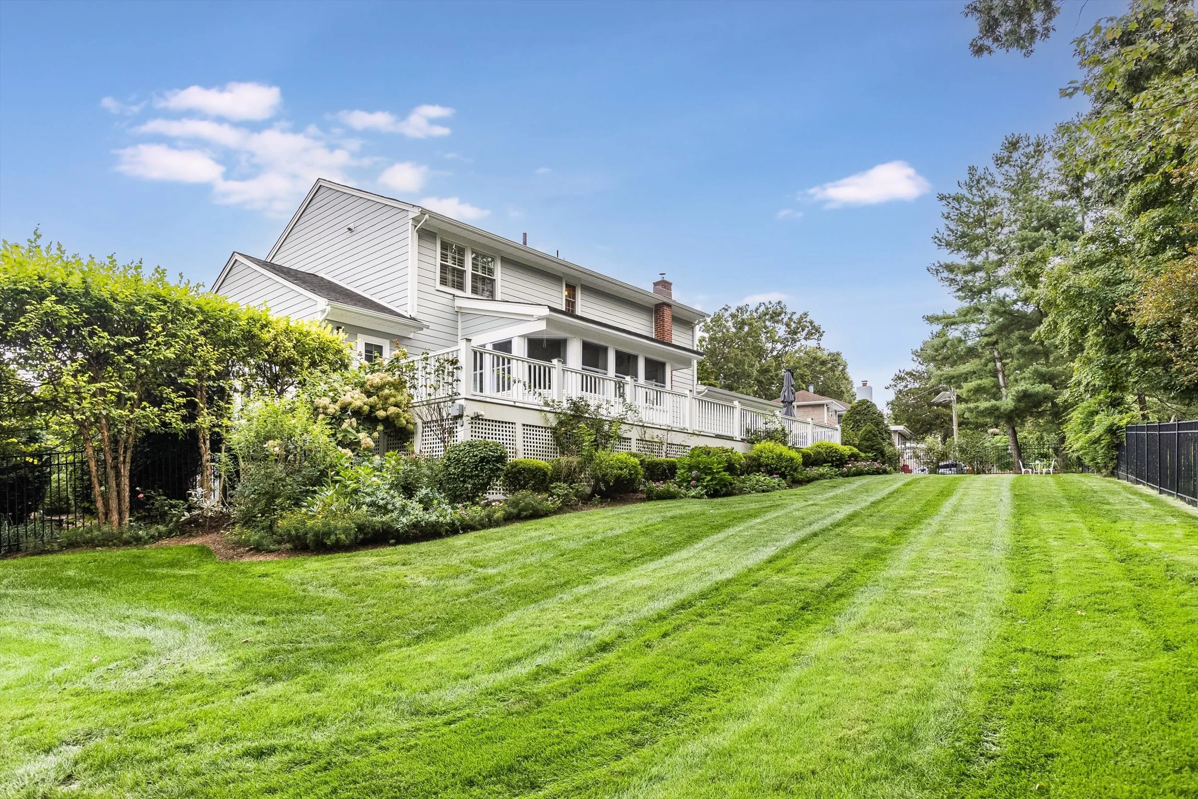 73-Backyard.jpg