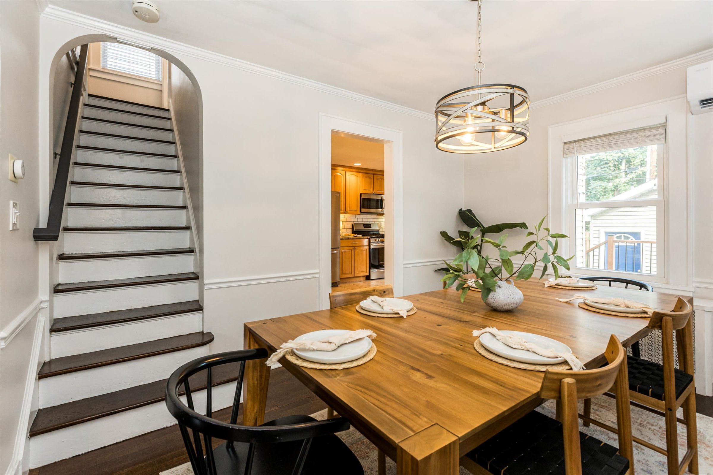 31-Dining Room.jpg