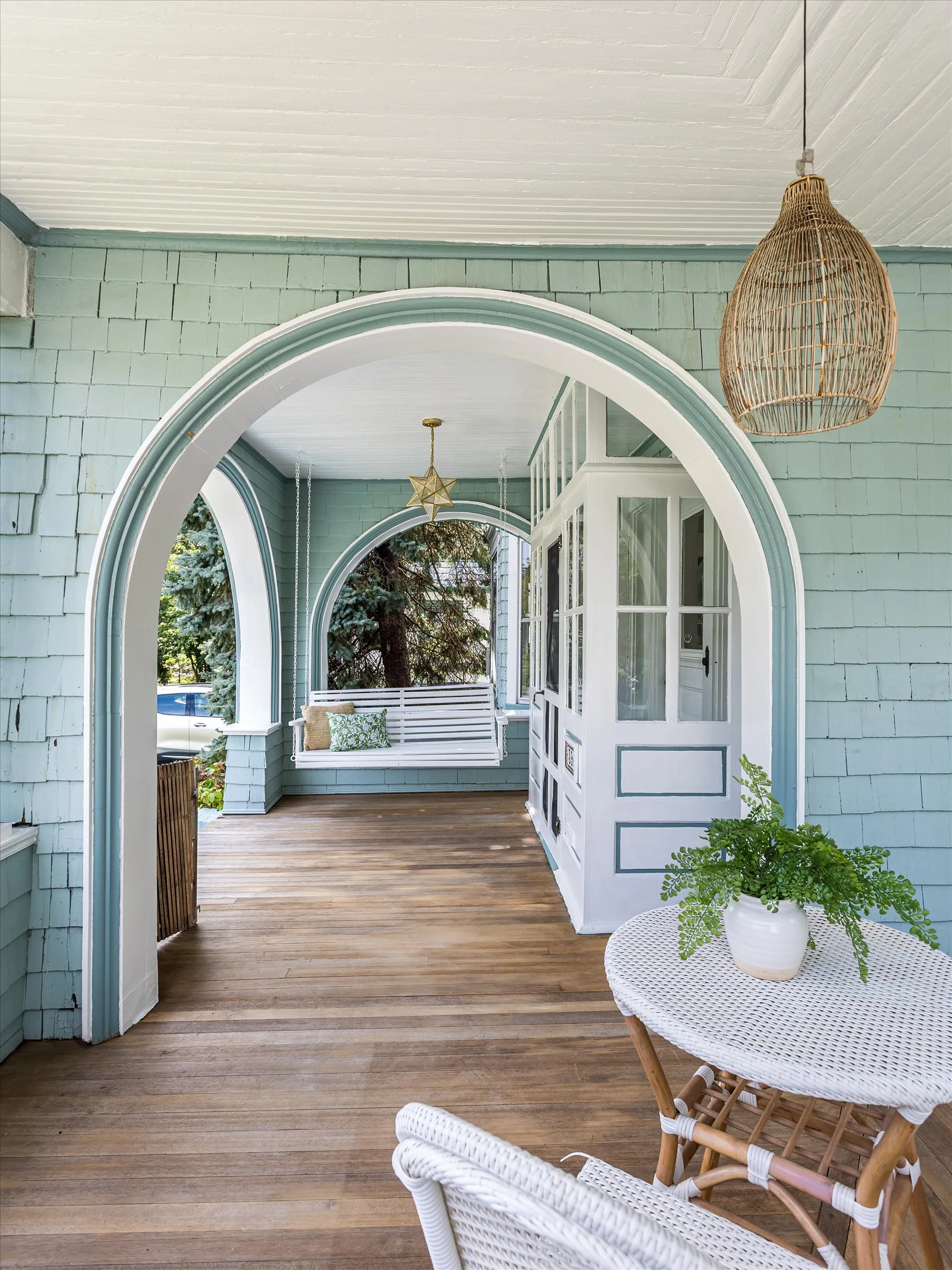11-Front Porch.jpg