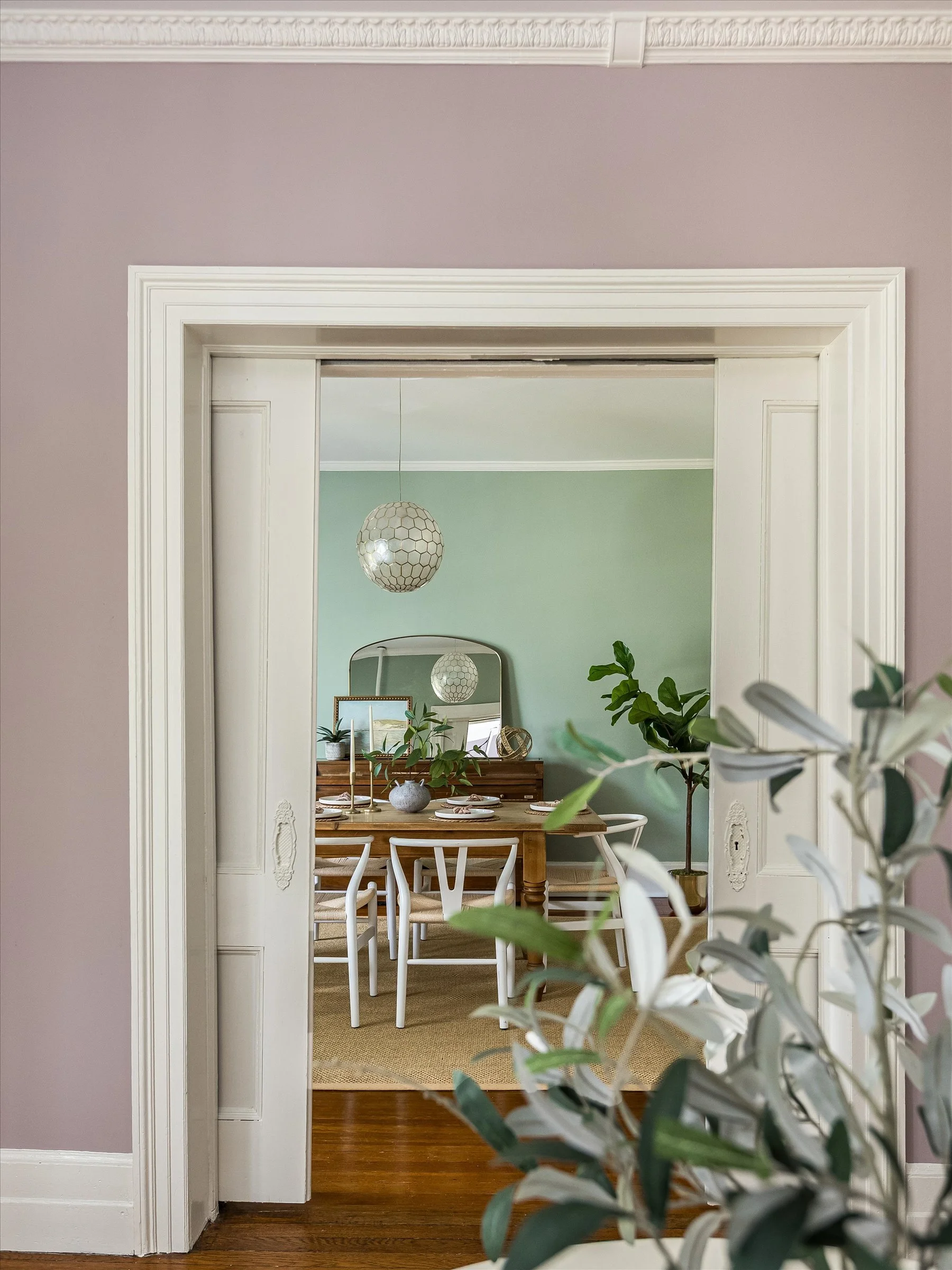 21-Foyer to Dining.jpg