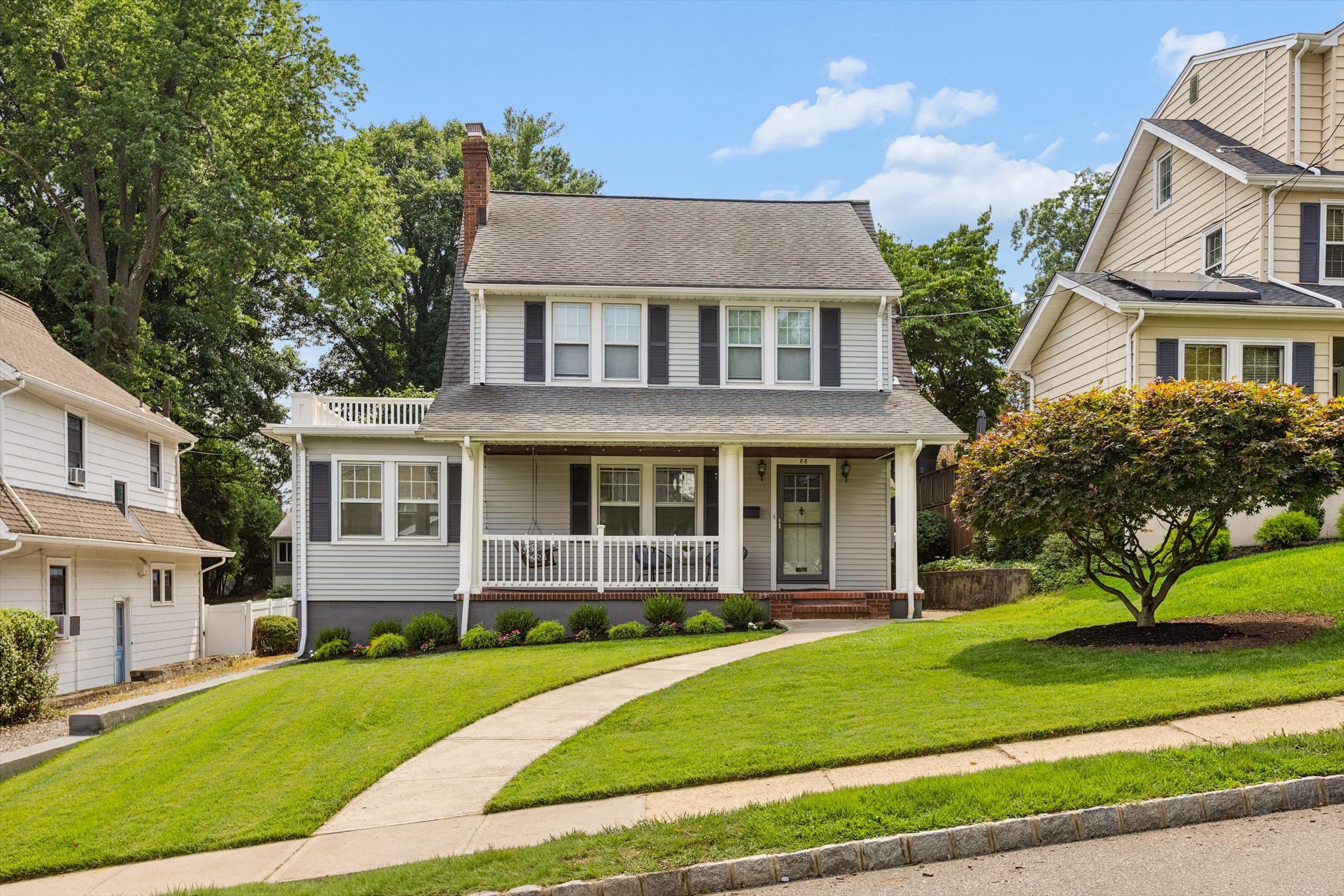 88 Lawrence Avenue
