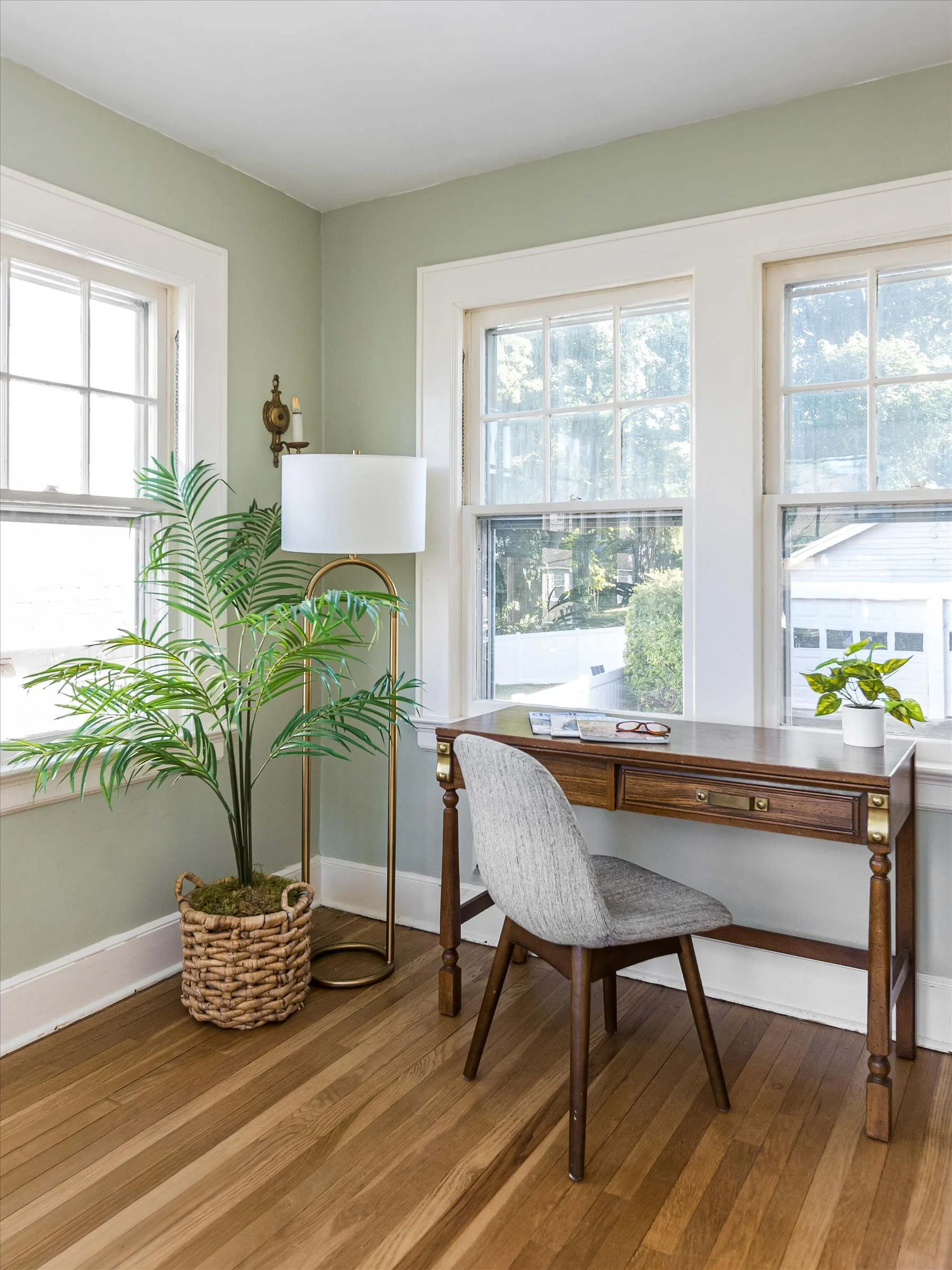 23-Sun Room_Office.jpg