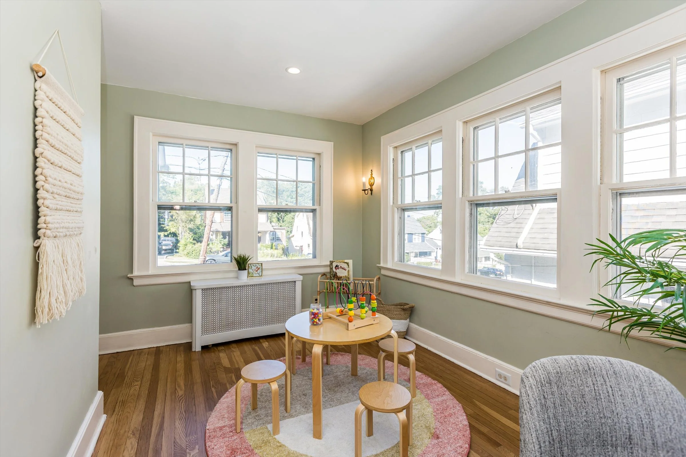 20-Sun Room_Office.jpg