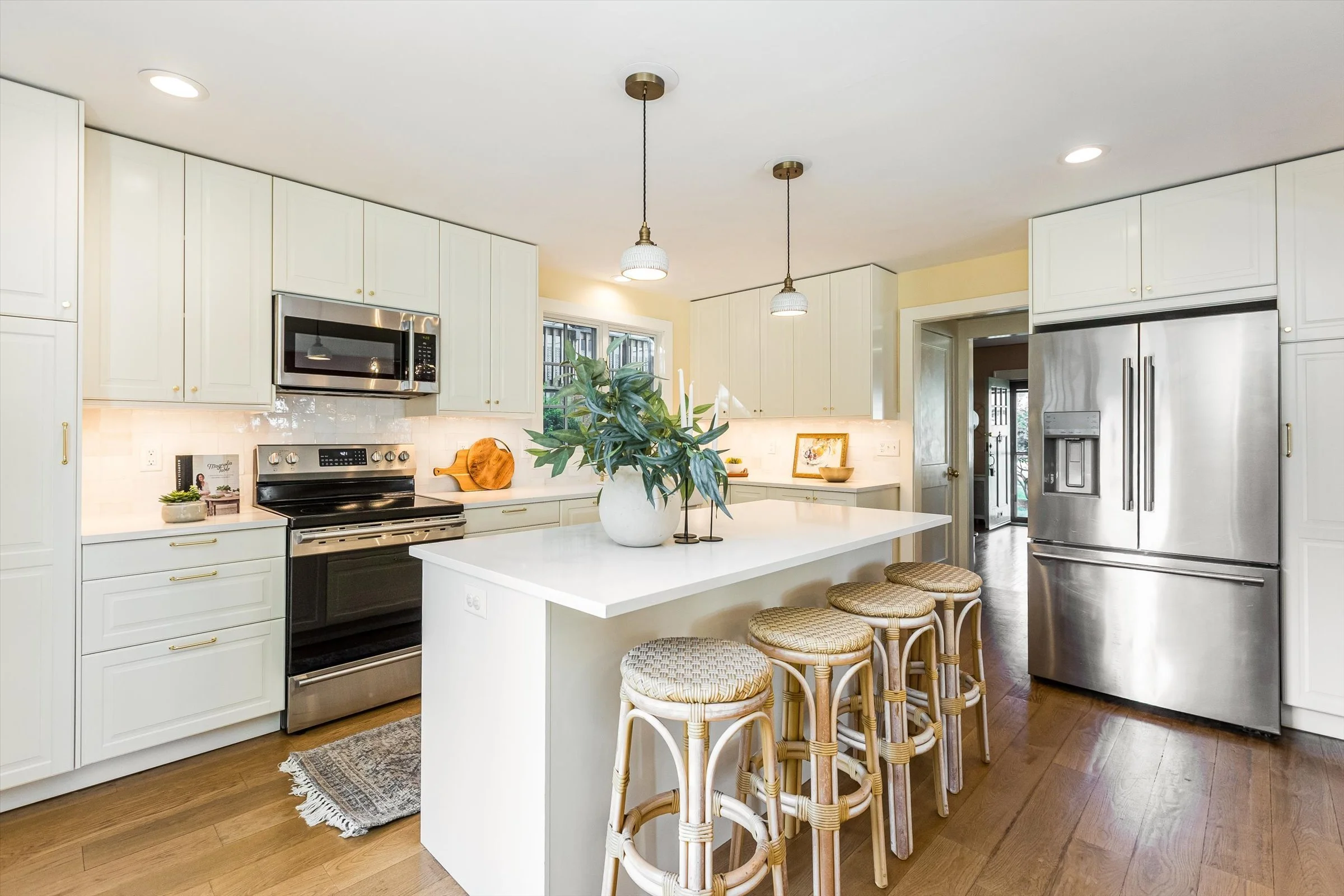 43-Kitchen.jpg