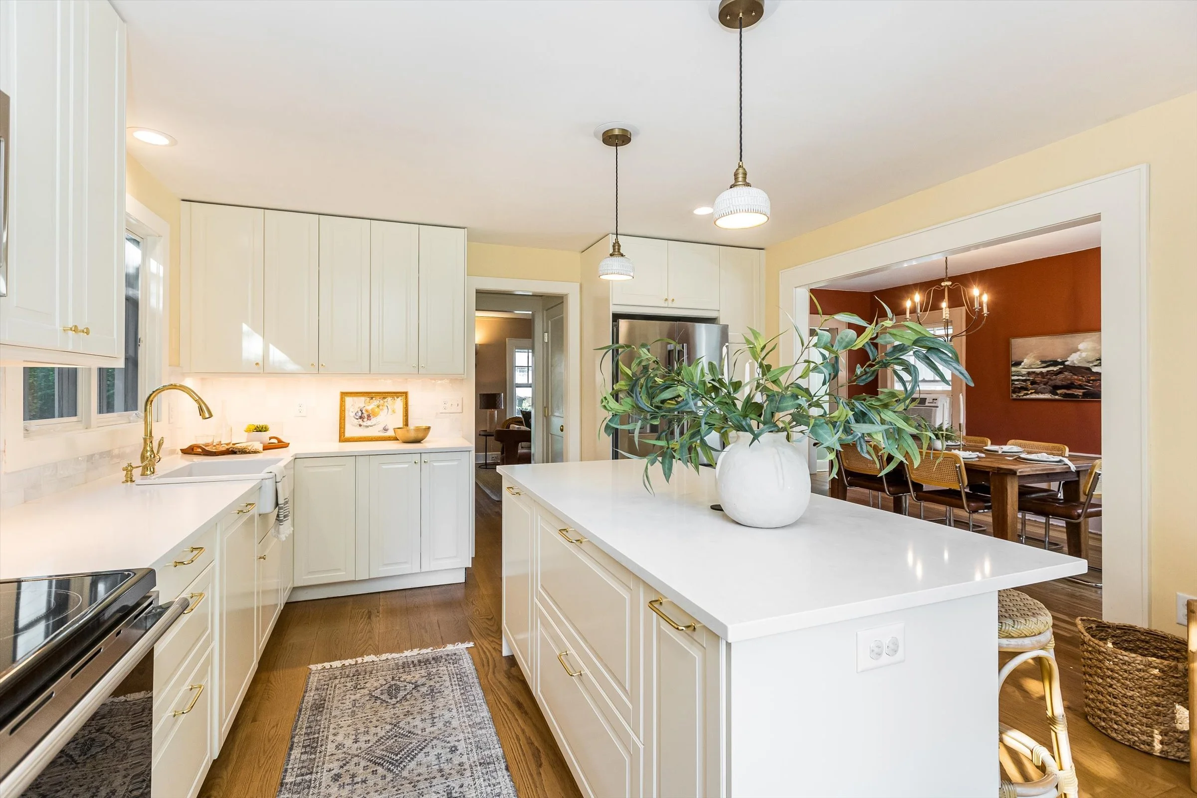 42-Kitchen.jpg