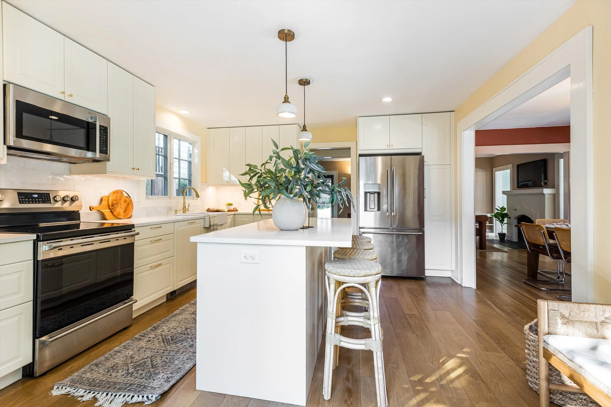 41-Kitchen.jpg
