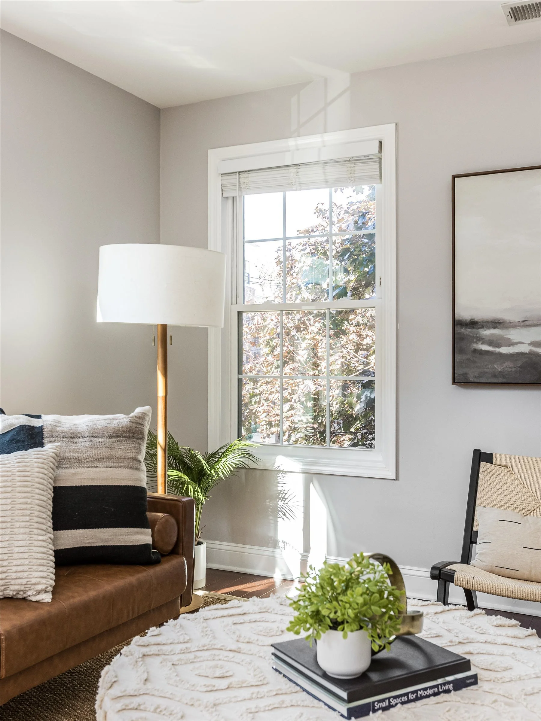 30-Living Room.jpg