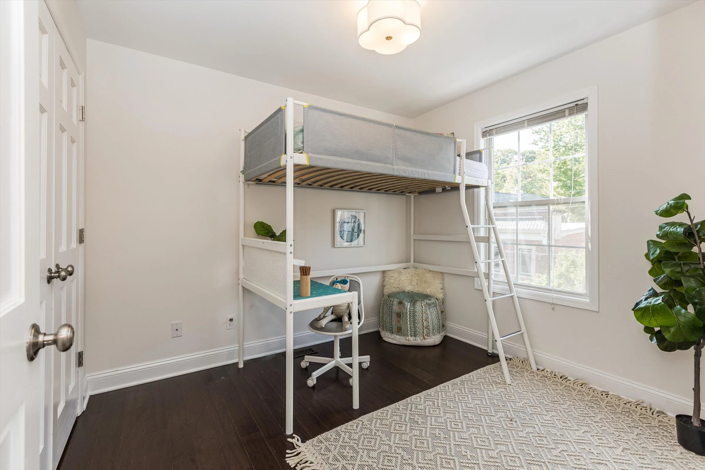 45-Bedroom 2.jpg