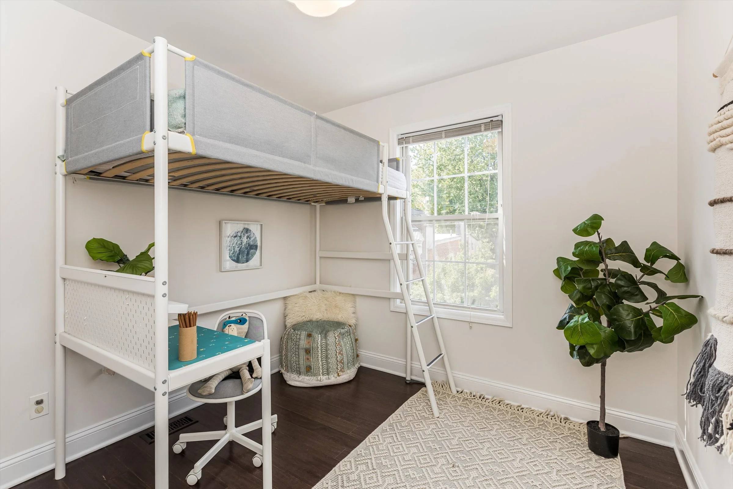 47-Bedroom 2.jpg