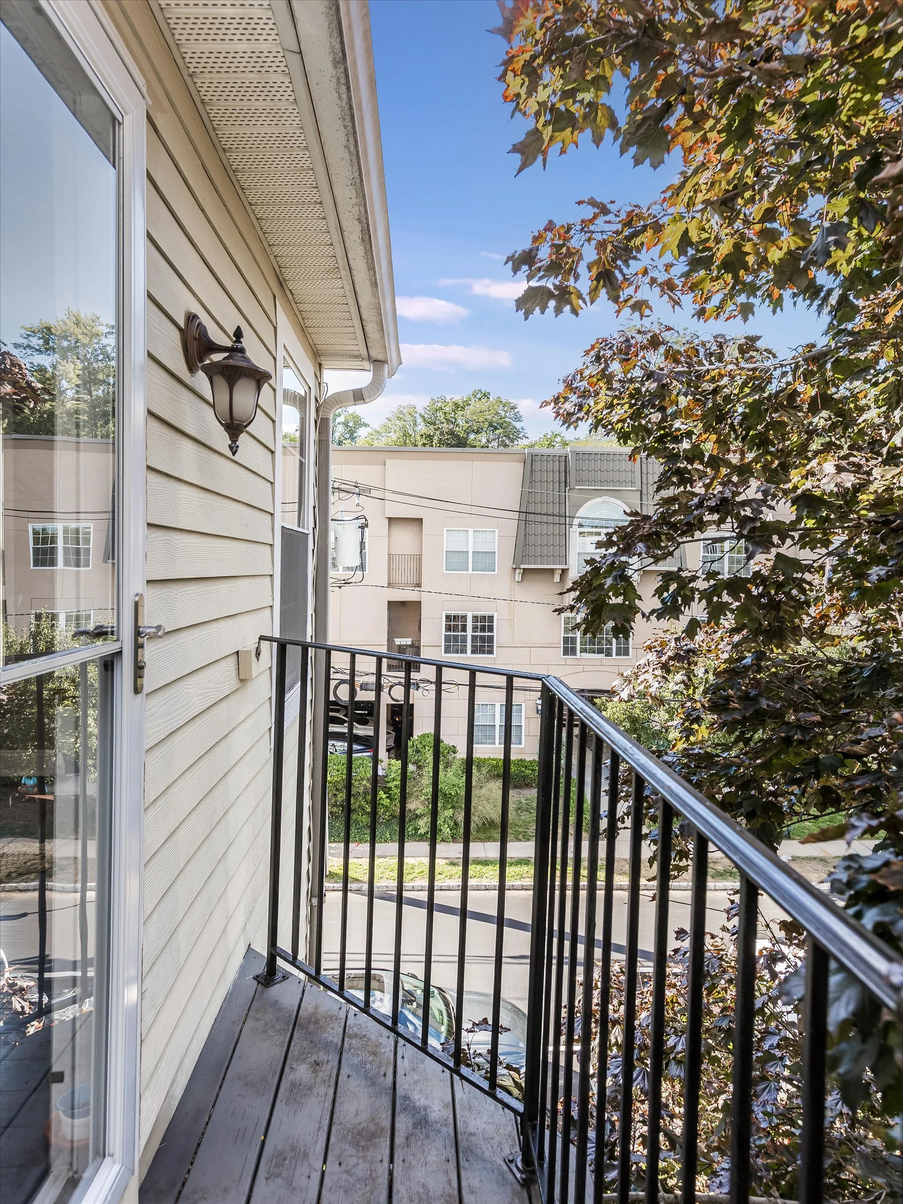 39-Primary Bedroom Balcony.jpg