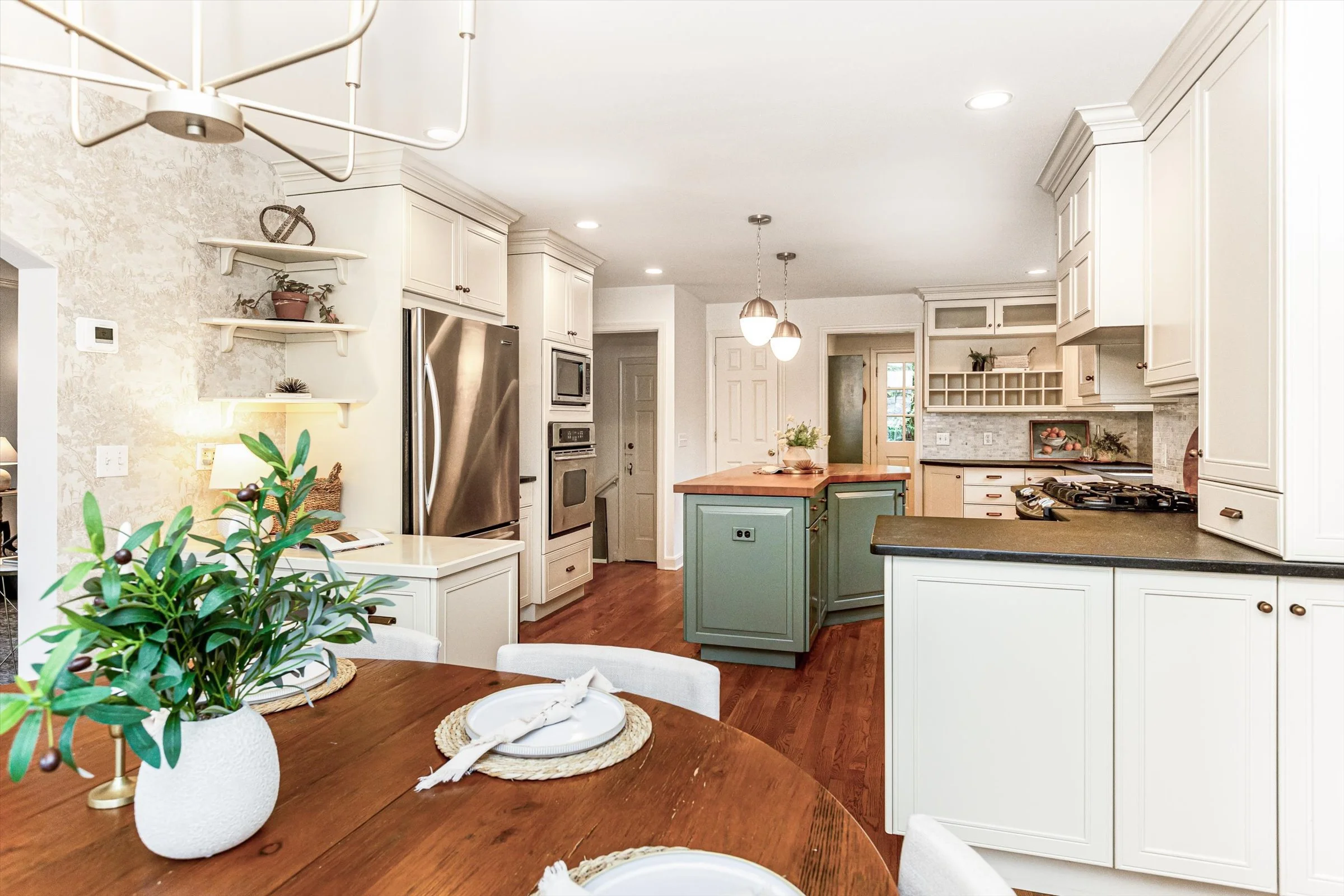 20-Kitchen.jpg