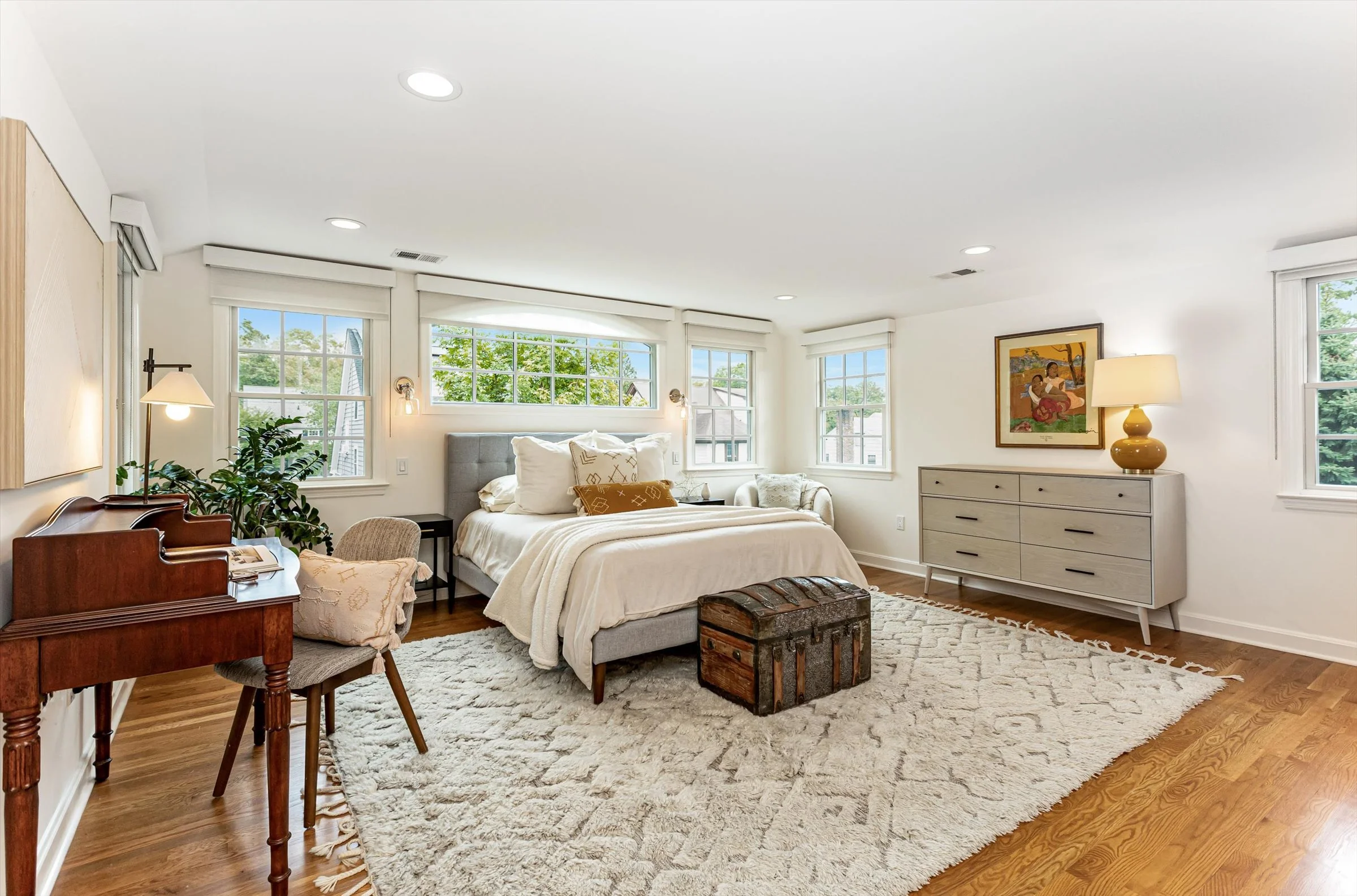 33-Primary Bedroom.jpg