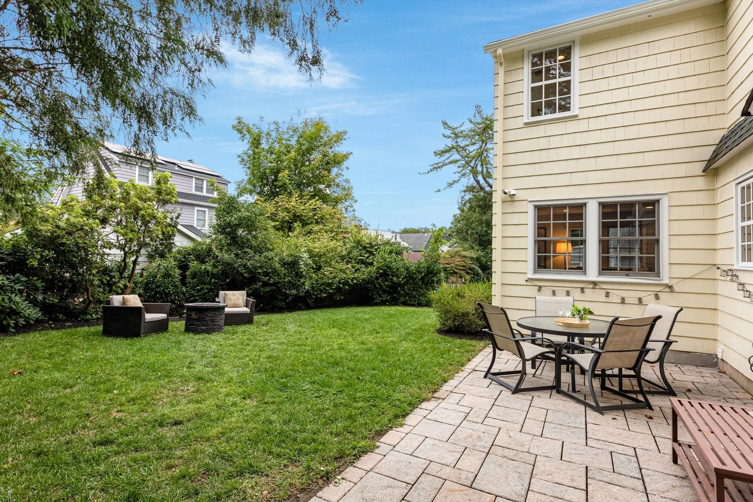 58-Backyard.jpg