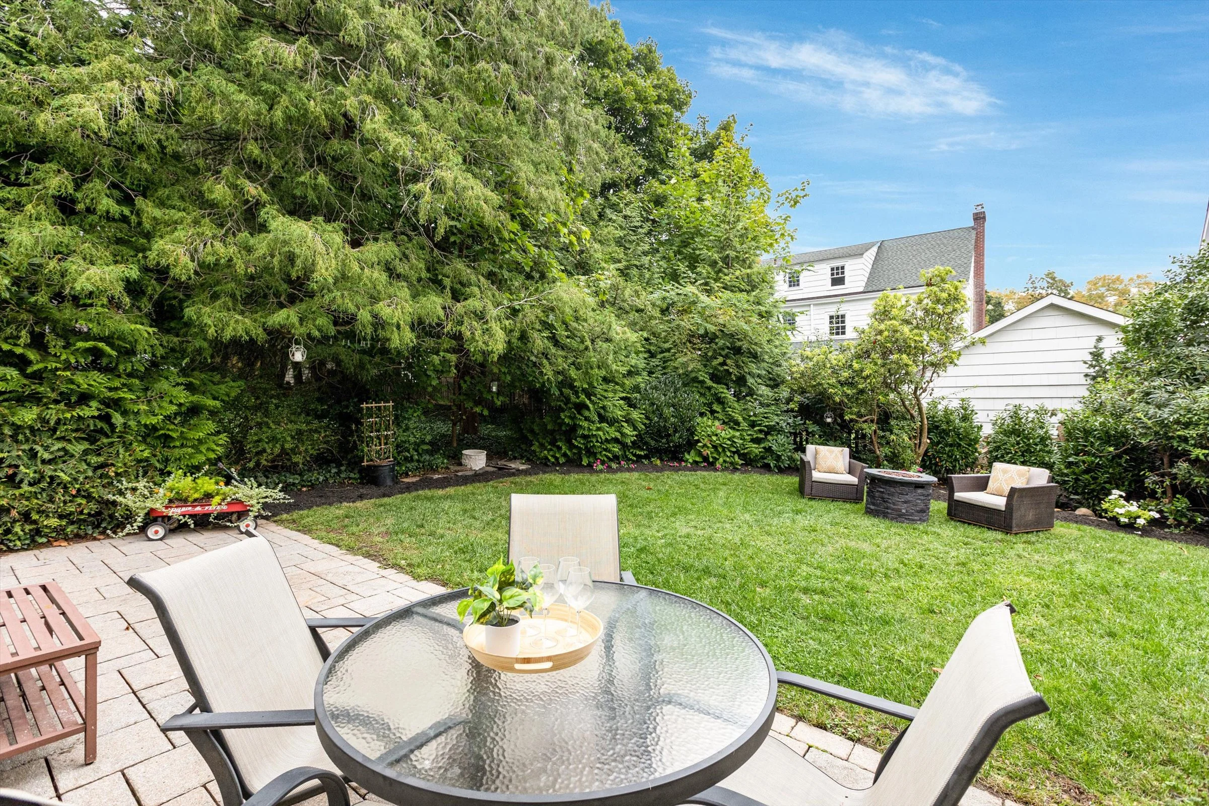 59-Backyard.jpg