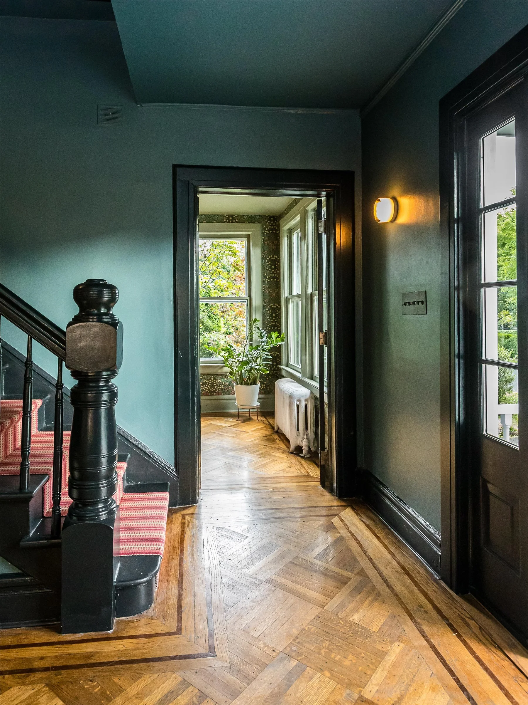01-Foyer.jpg