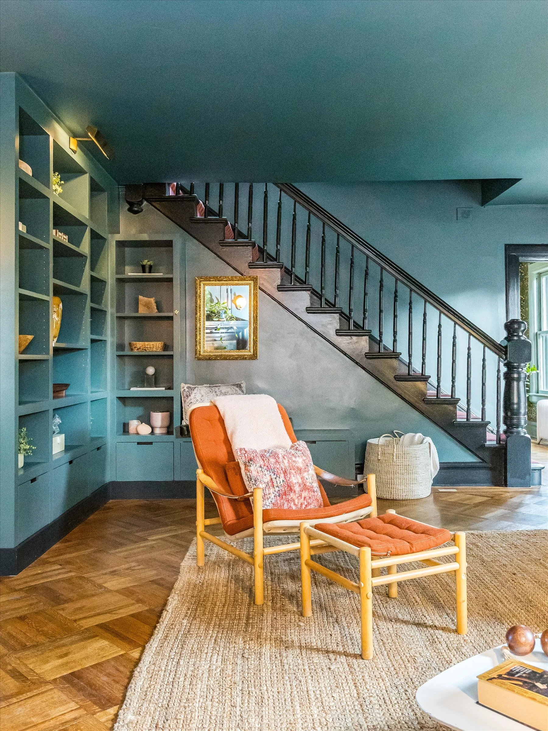 06-Living Room.jpg