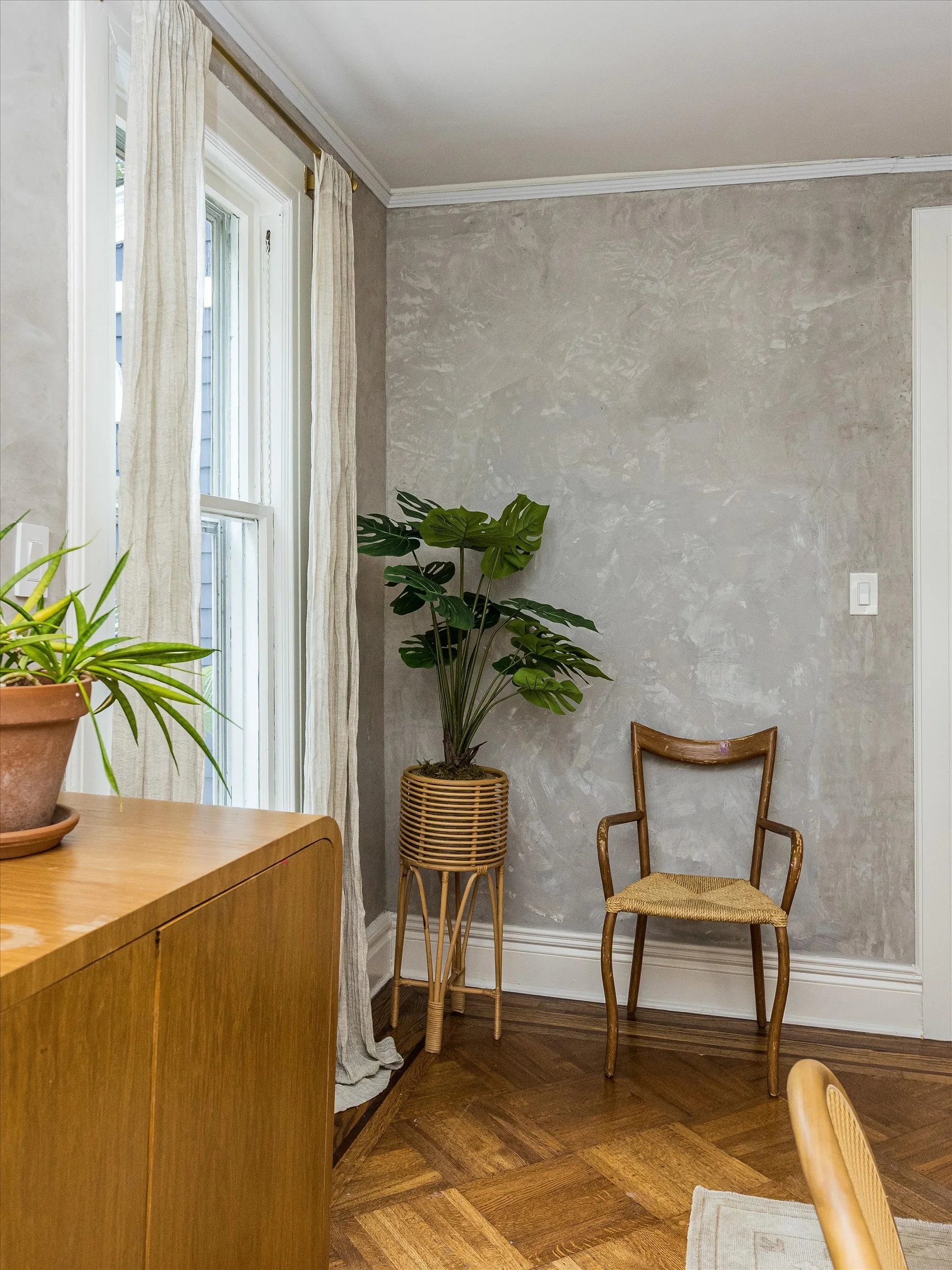 27-Dining Room.jpg