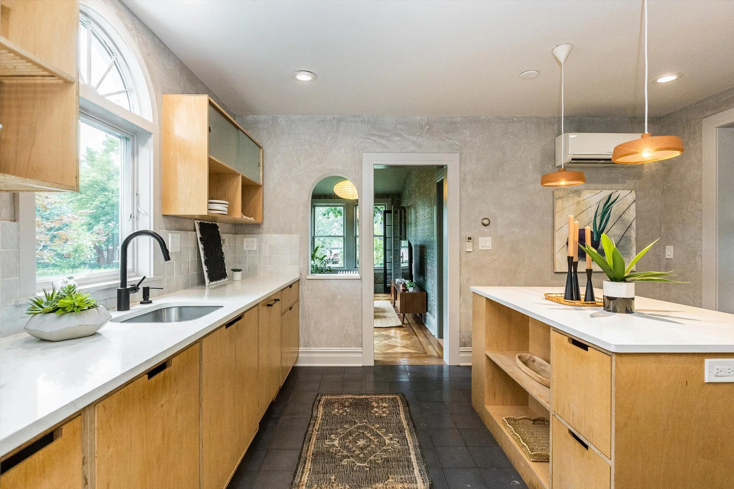 29-Kitchen.jpg