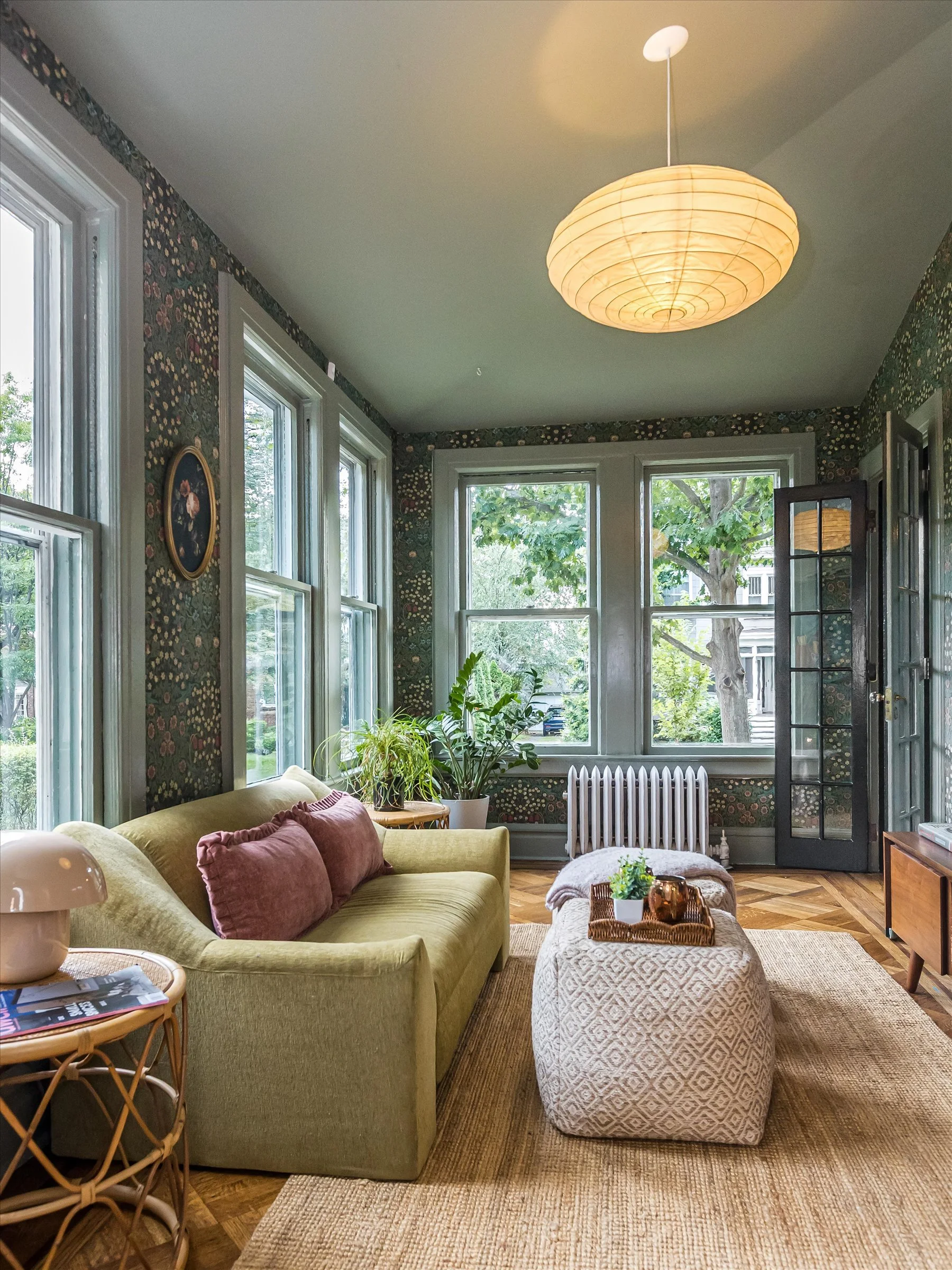 47-Sun Room.jpg