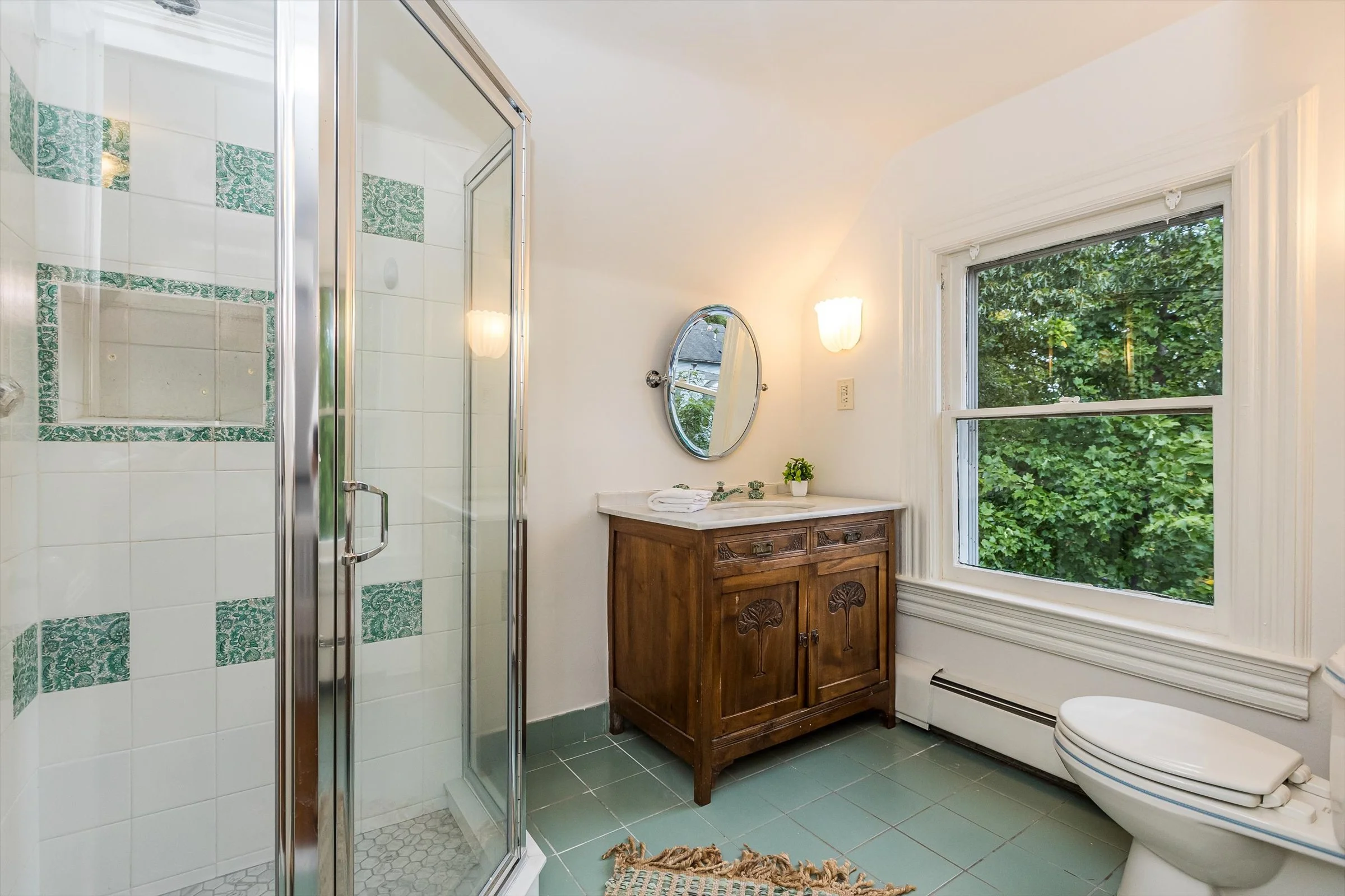 71-Bathroom.jpg