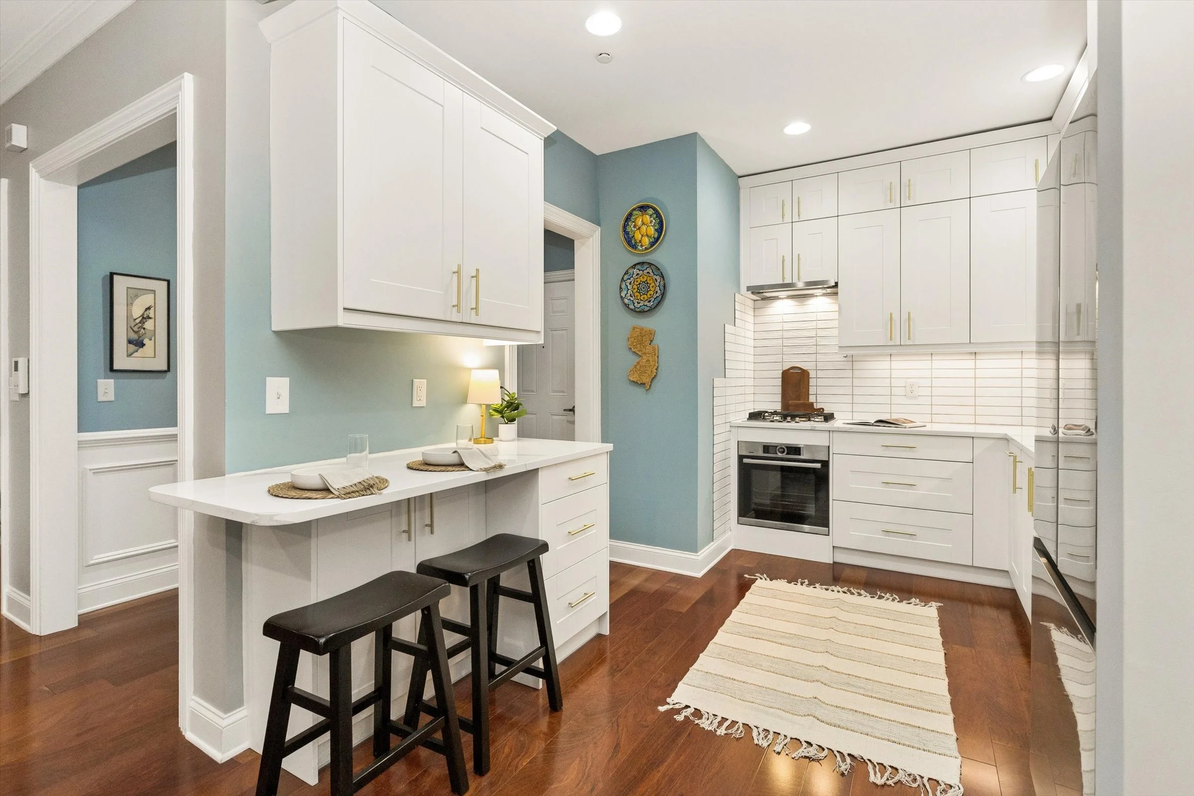 30-Kitchen.jpg