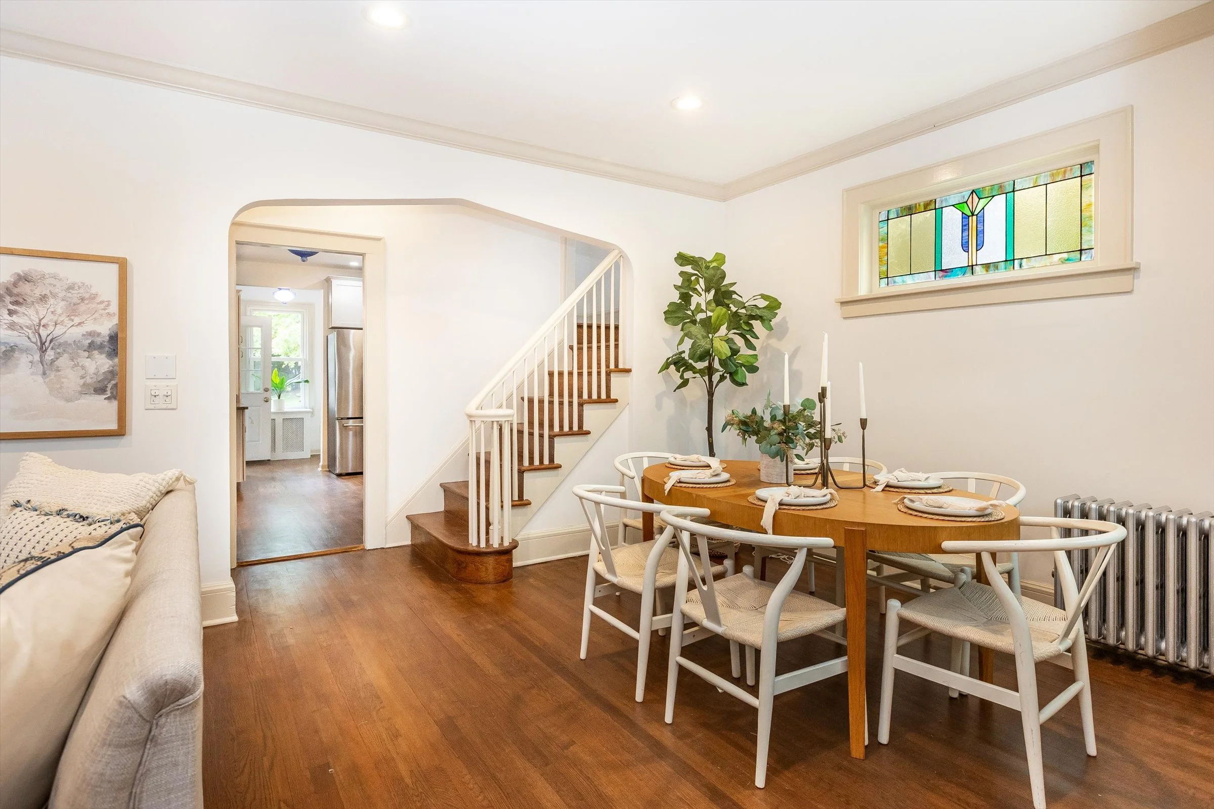23-Dining Room.jpg