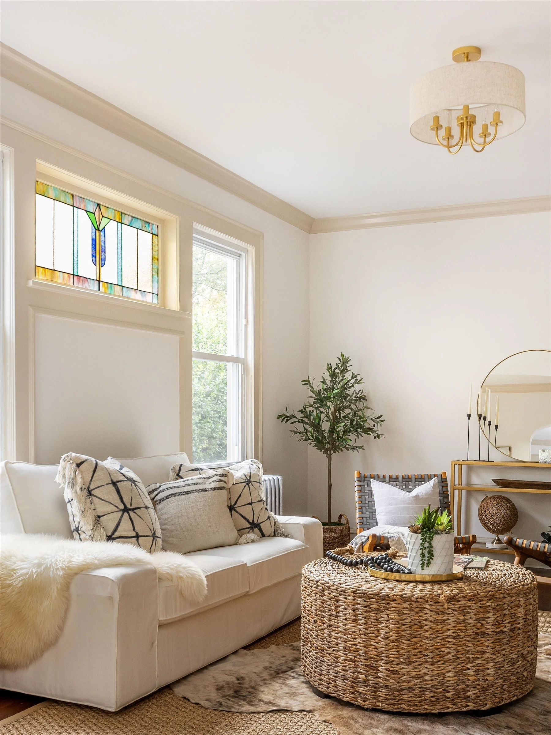 32-Family Room.jpg