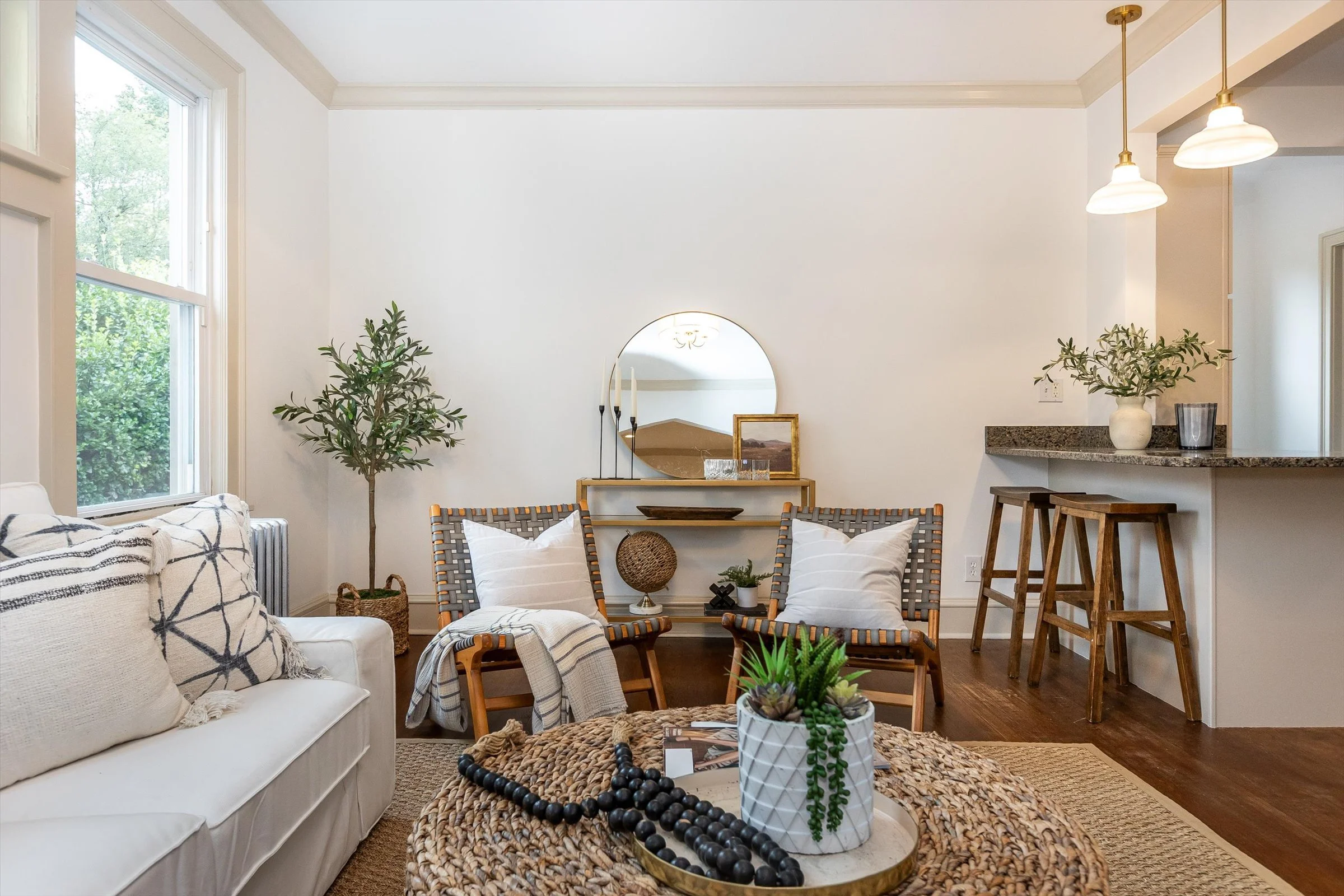 36-Family Room.jpg