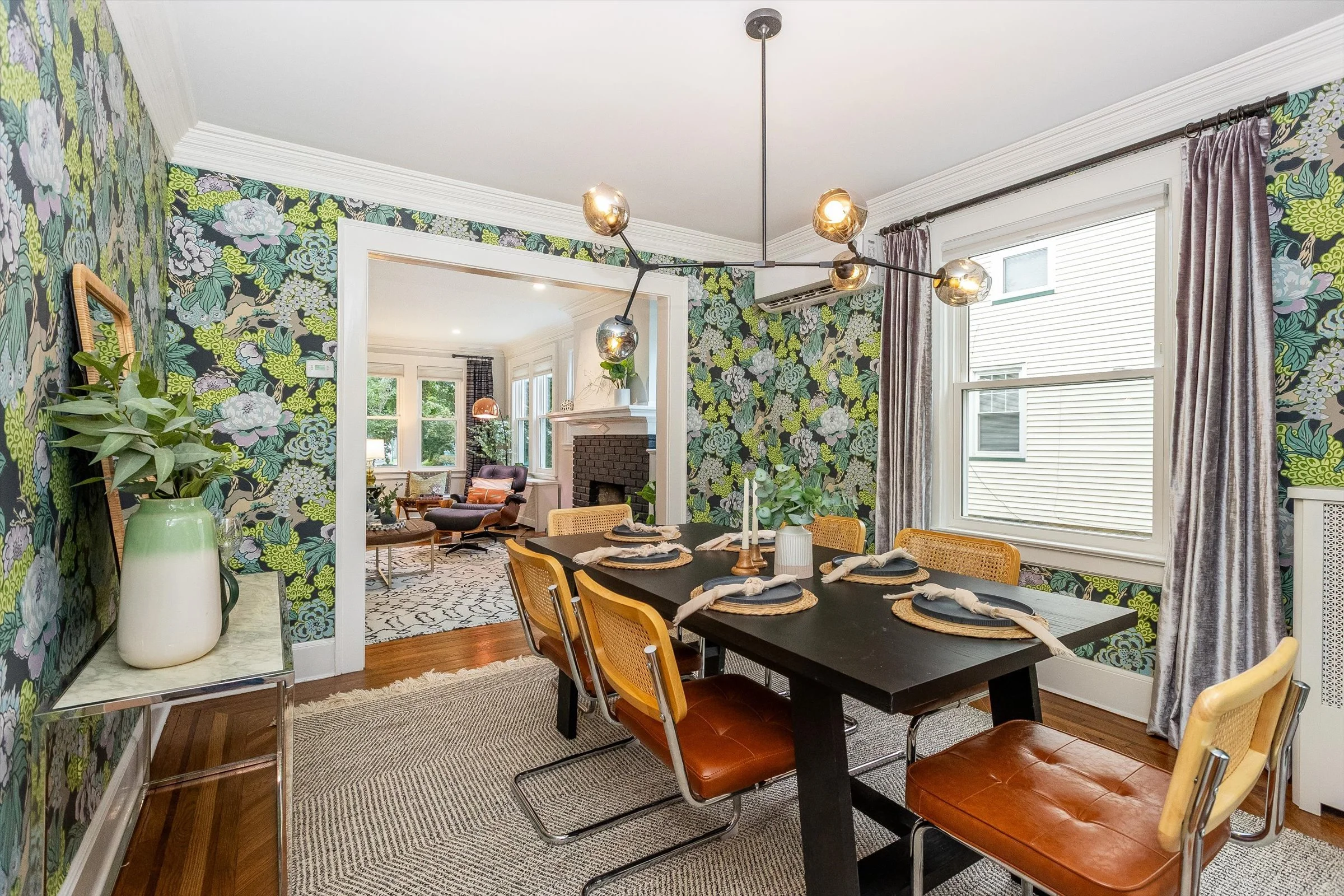 26-Dining Room.jpg