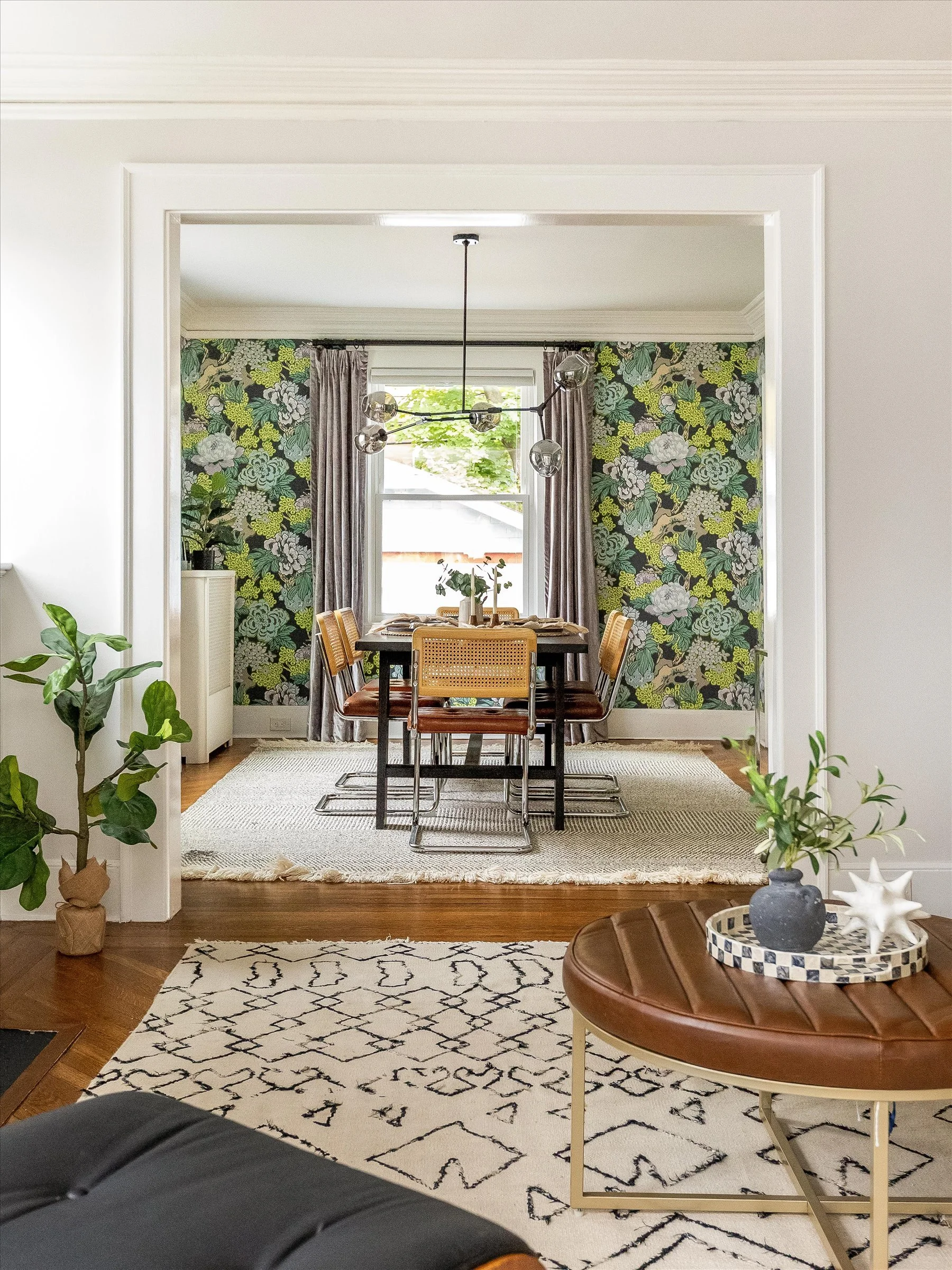 21-Living Room.jpg