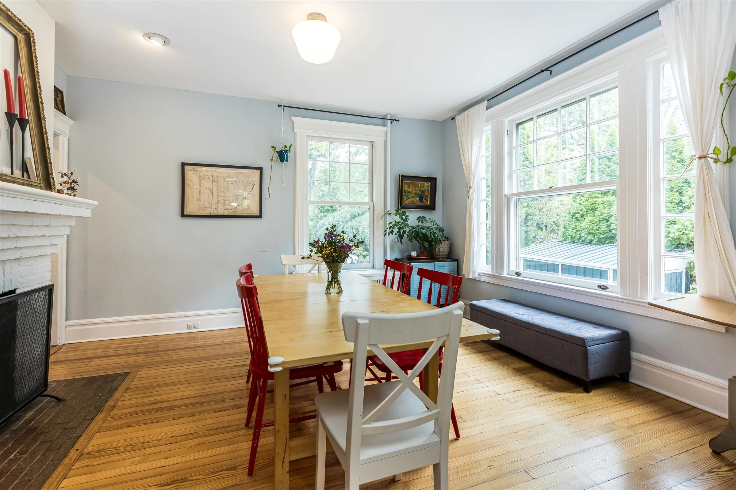 11-Dining Room.jpg
