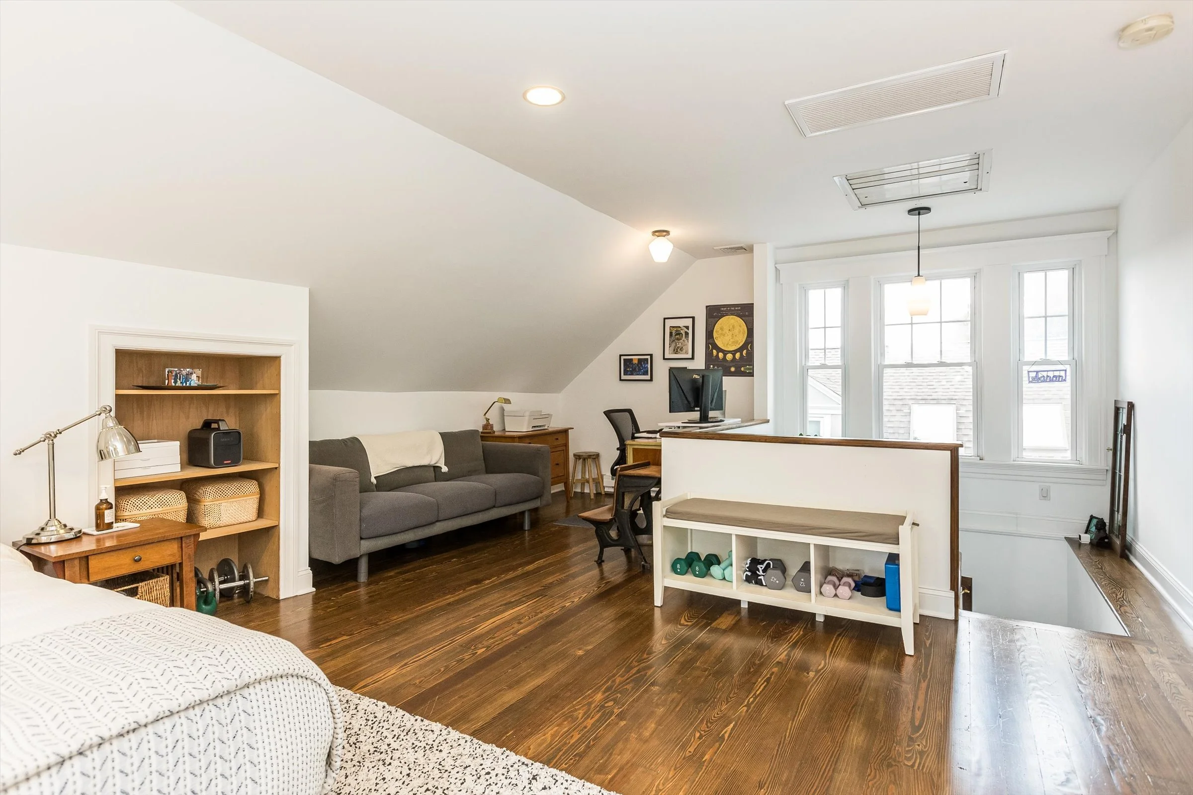 26-Primary Bedroom.jpg