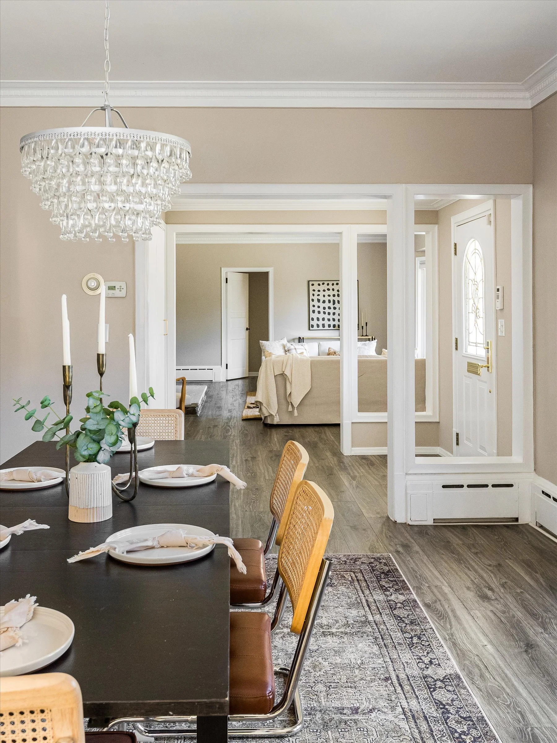 15-Dining Room.jpg