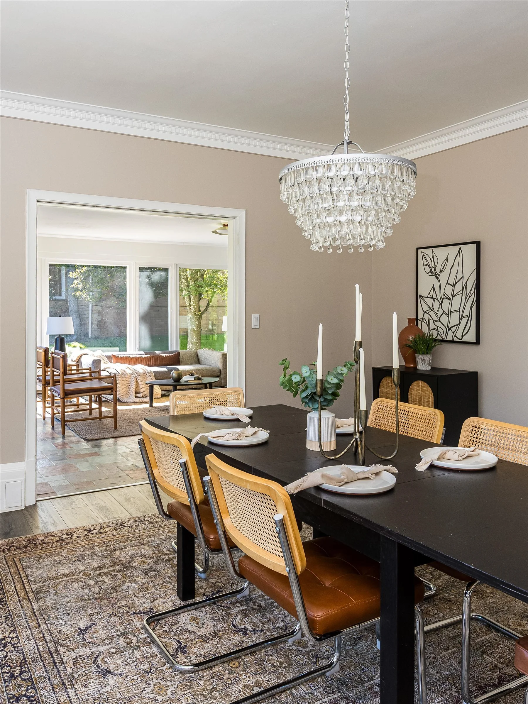 20-Dining Room.jpg