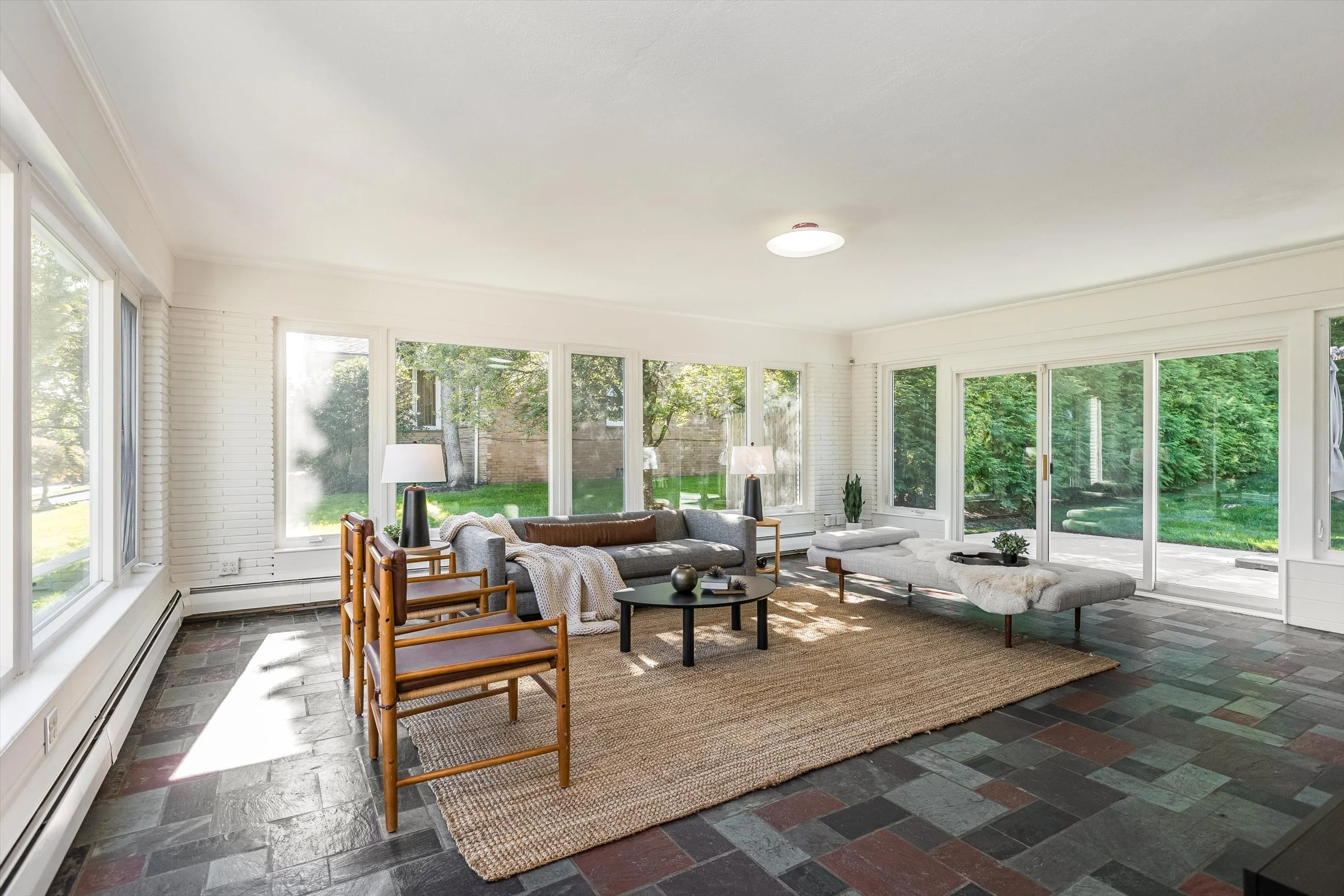 21-Family Room.jpg
