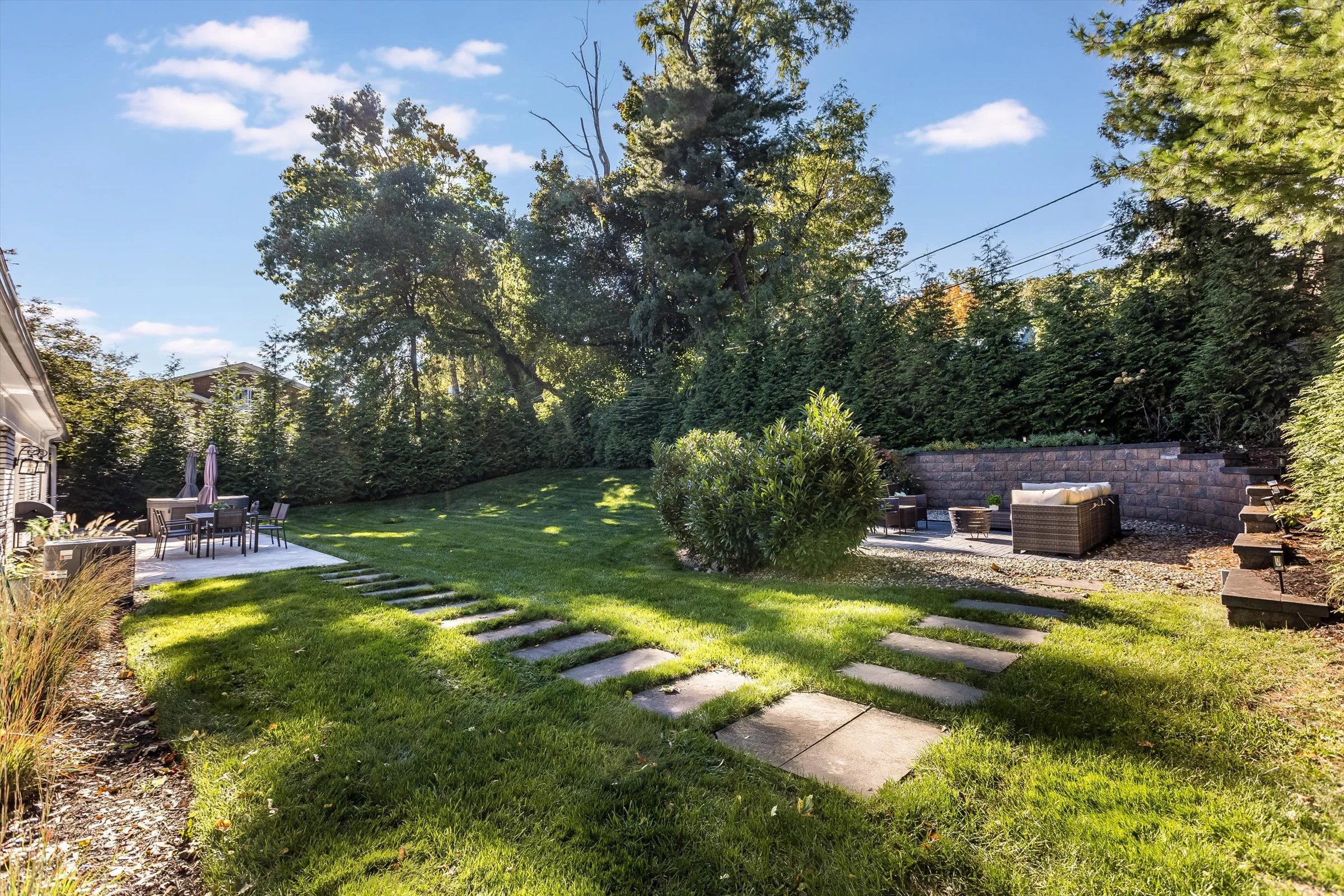 63-Backyard.jpg