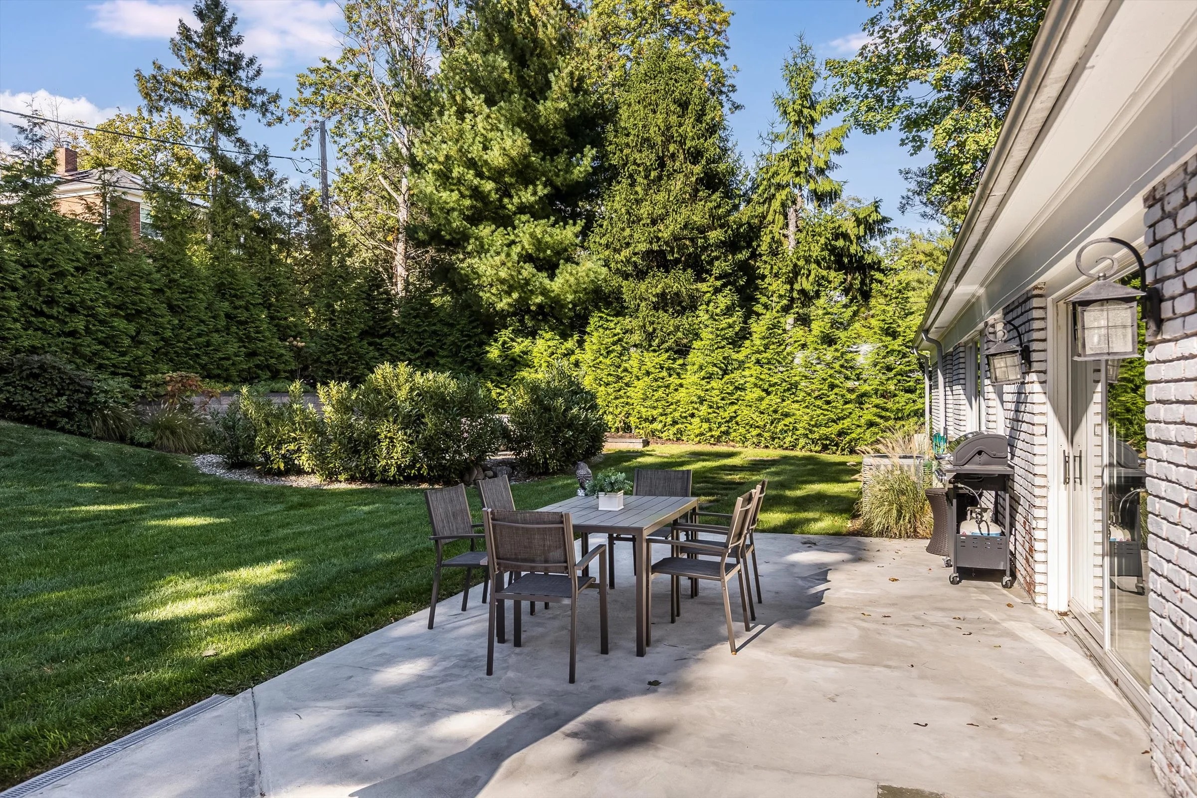 60-Patio.jpg