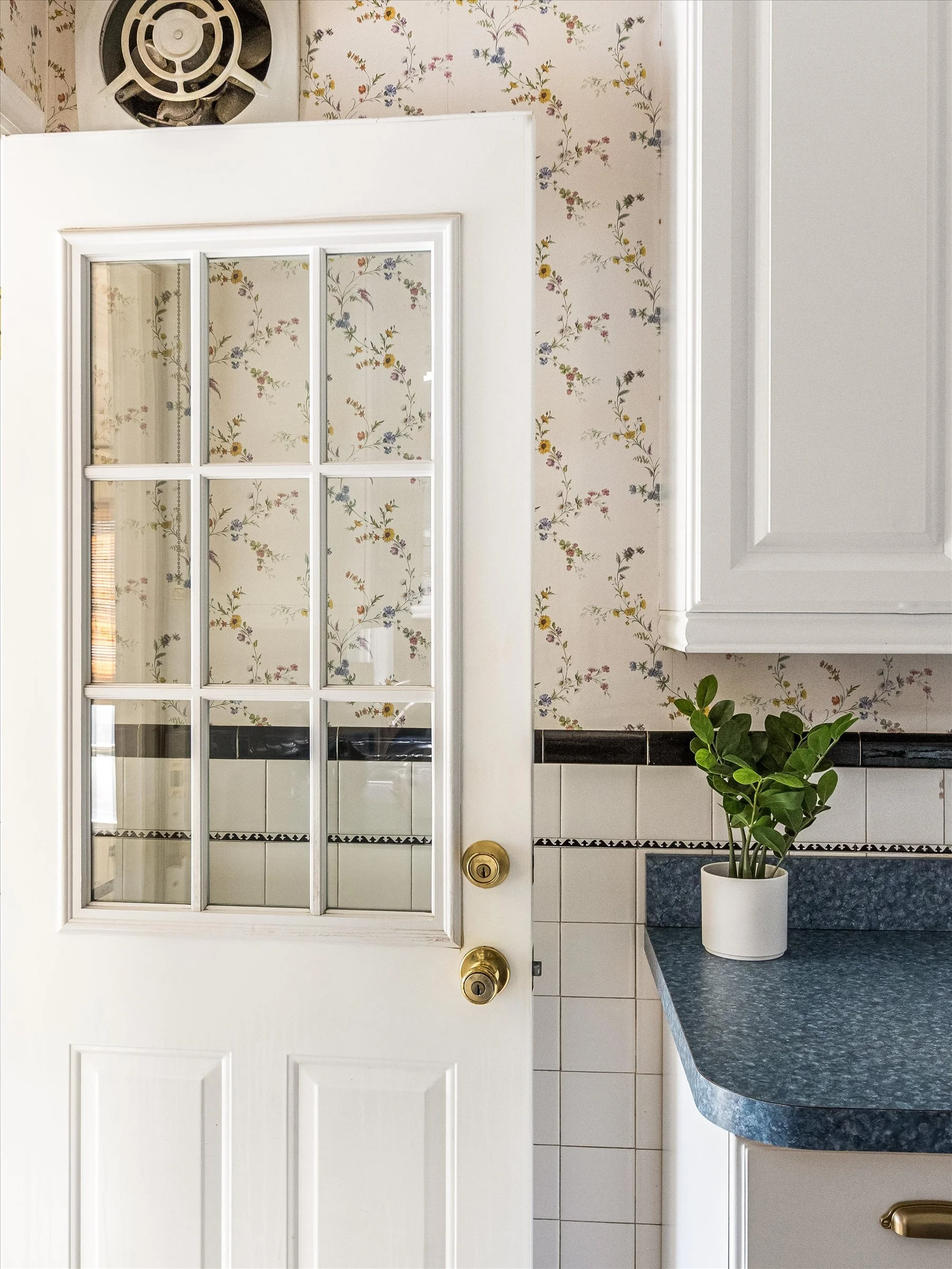 29-Kitchen.jpg