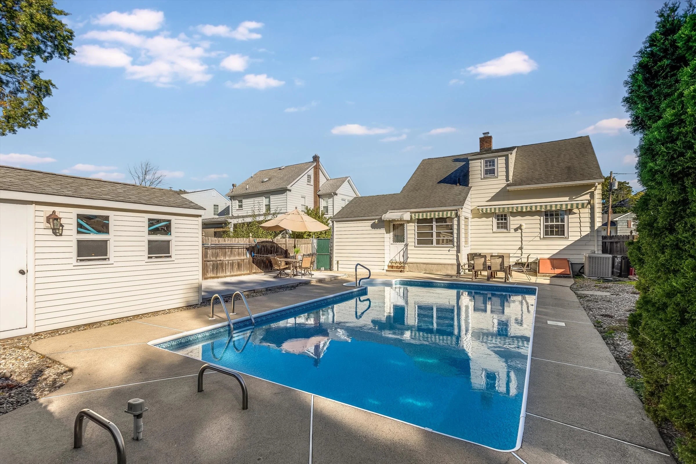 56-Pool.jpg