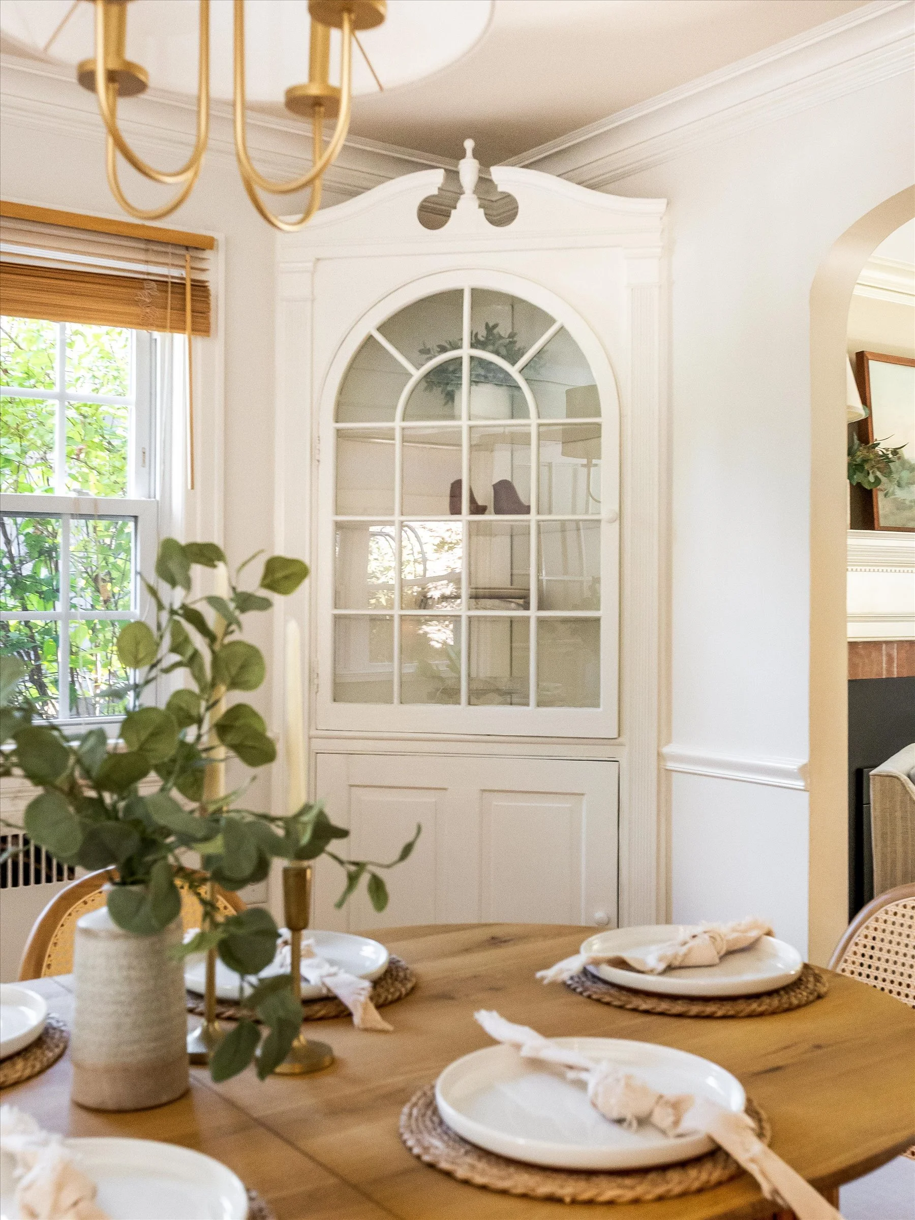 26-Dining Room.jpg