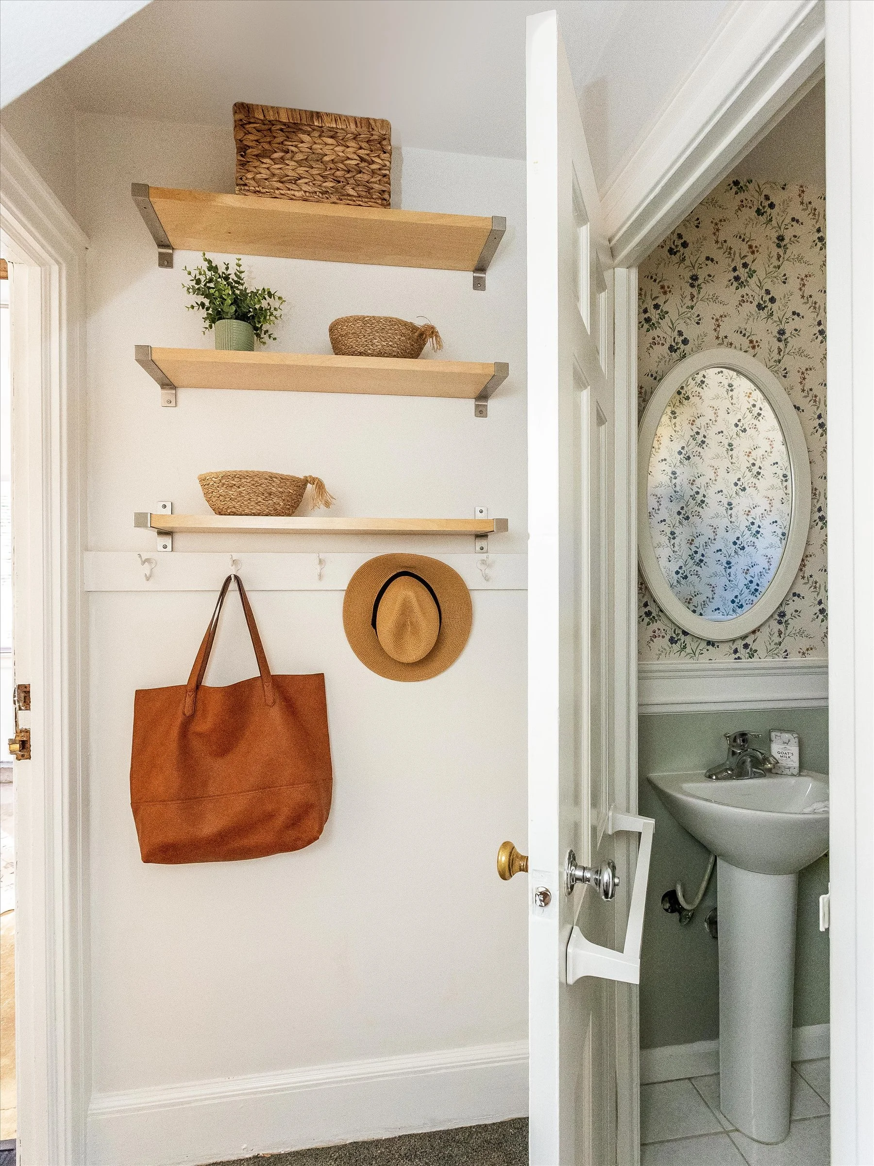 42-Mudroom.jpg