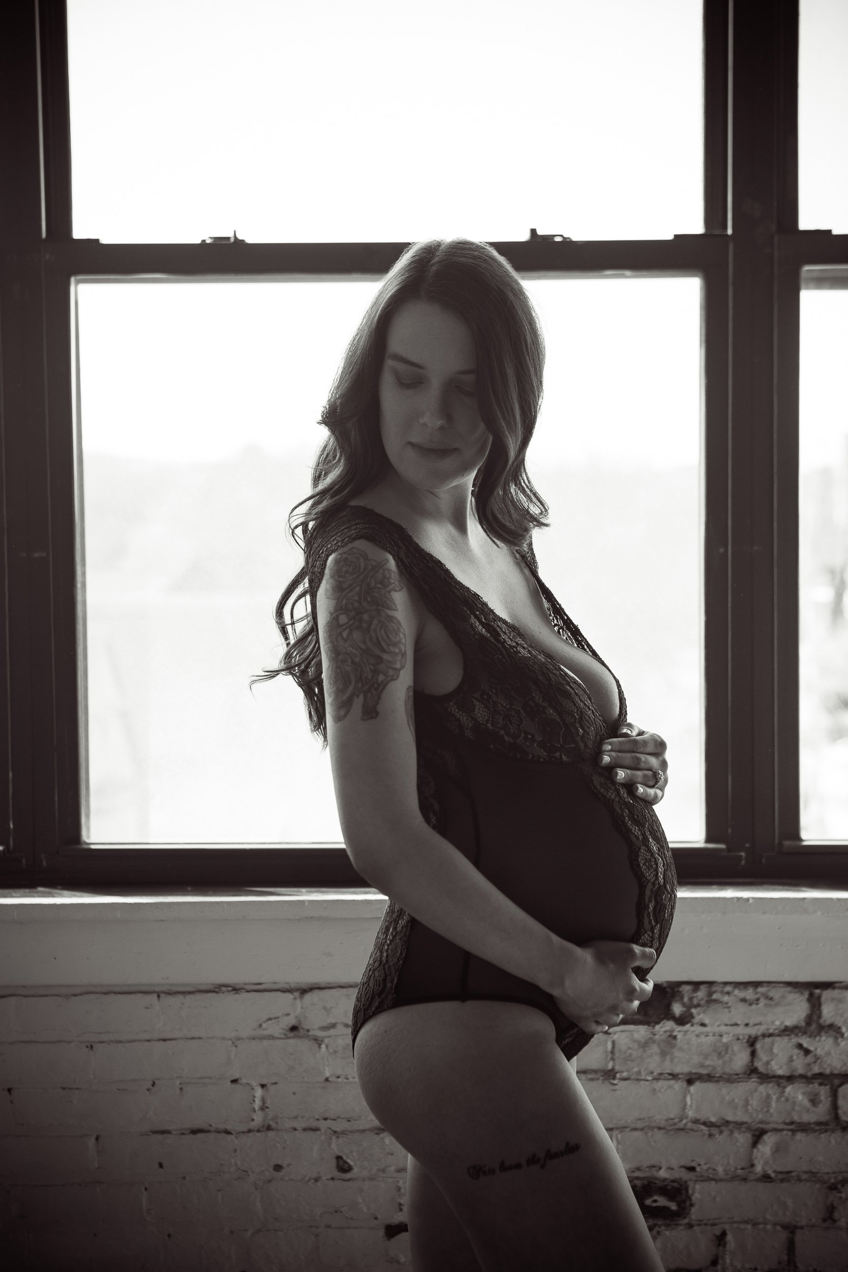 RochesterBoudoirMaternityPhotographer-44.jpg